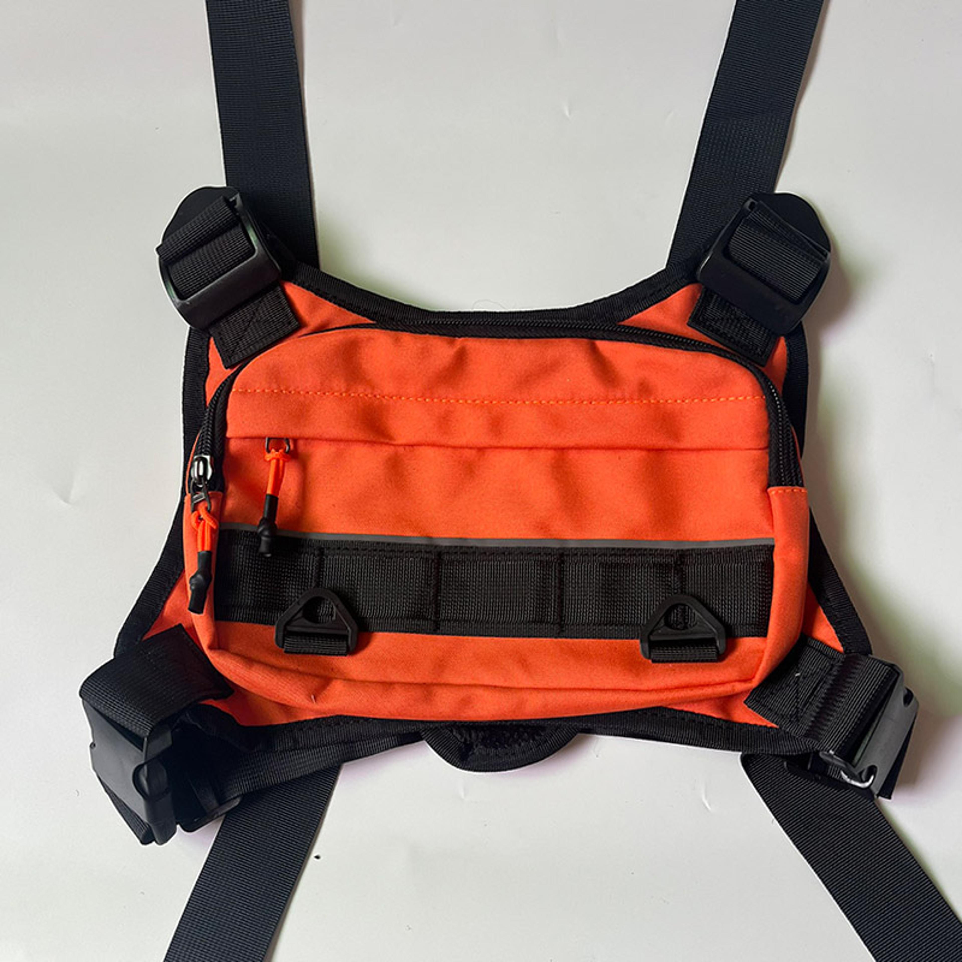 Tactical Chest Bag For Men Multi Pocket Running  Travel Vest Backpack 2
