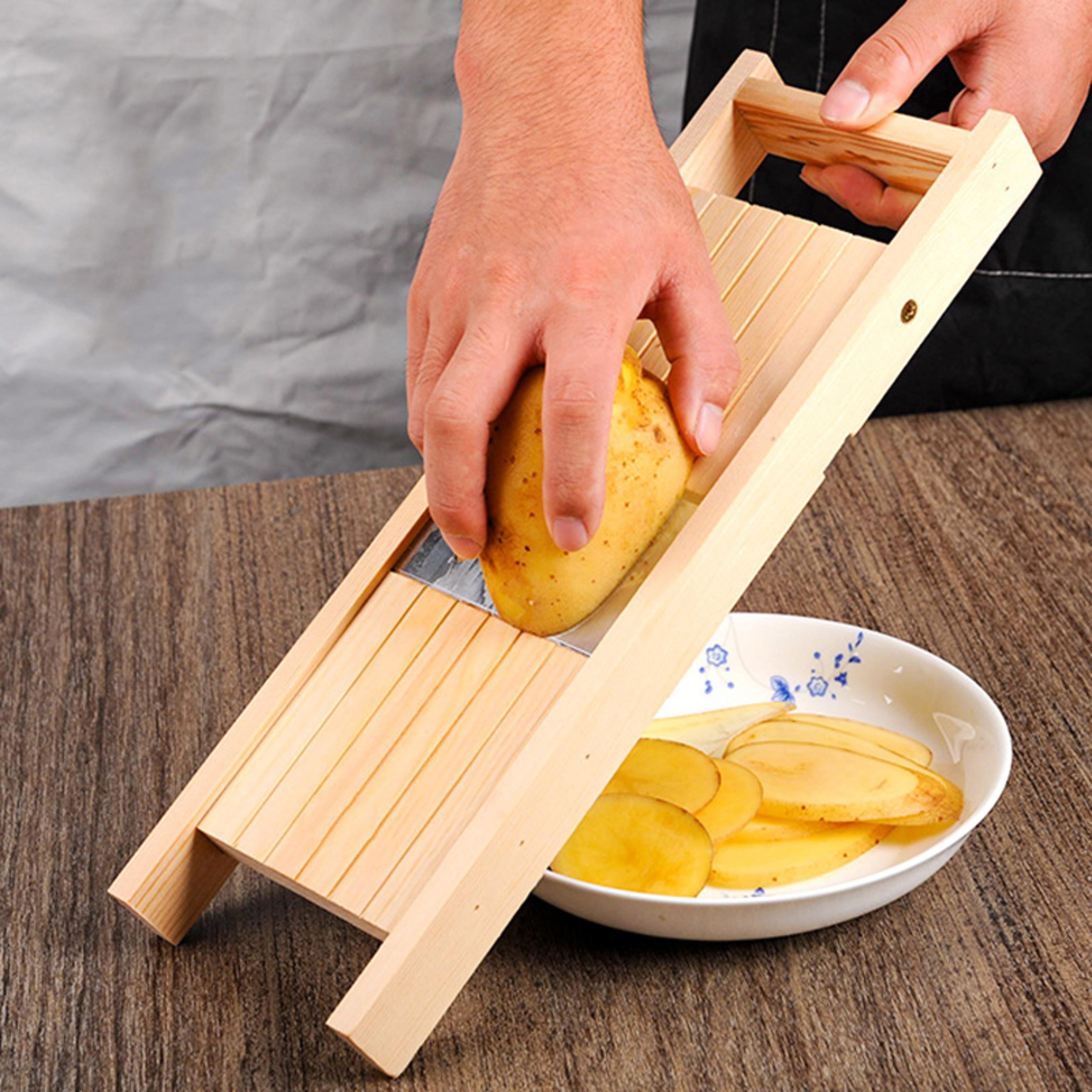 WoodGrip Multifunction Vegetable Slicer And Cheese Grater 6