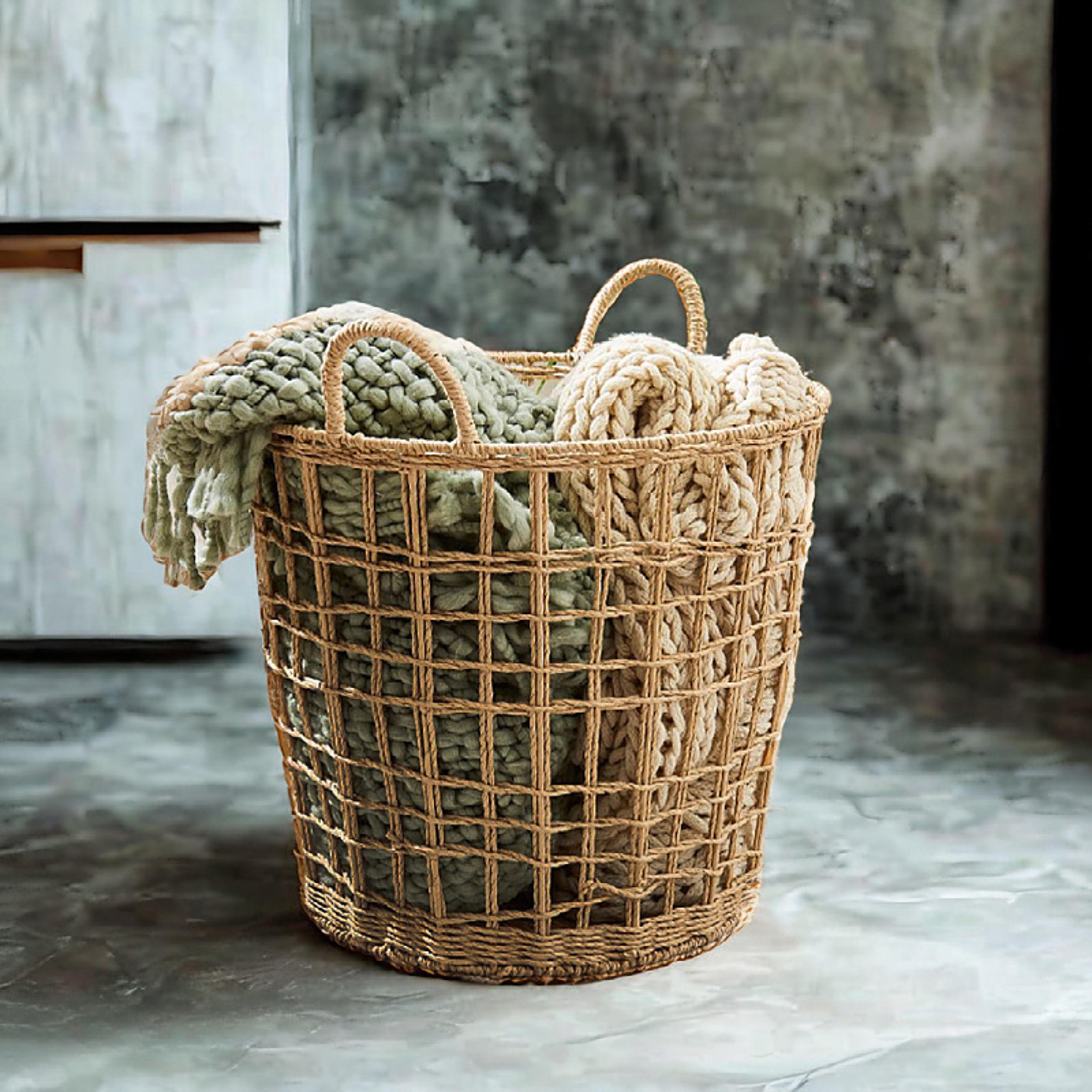 Large Woven Laundry Basket For Bedroom Bathroom Clothes Storage 2