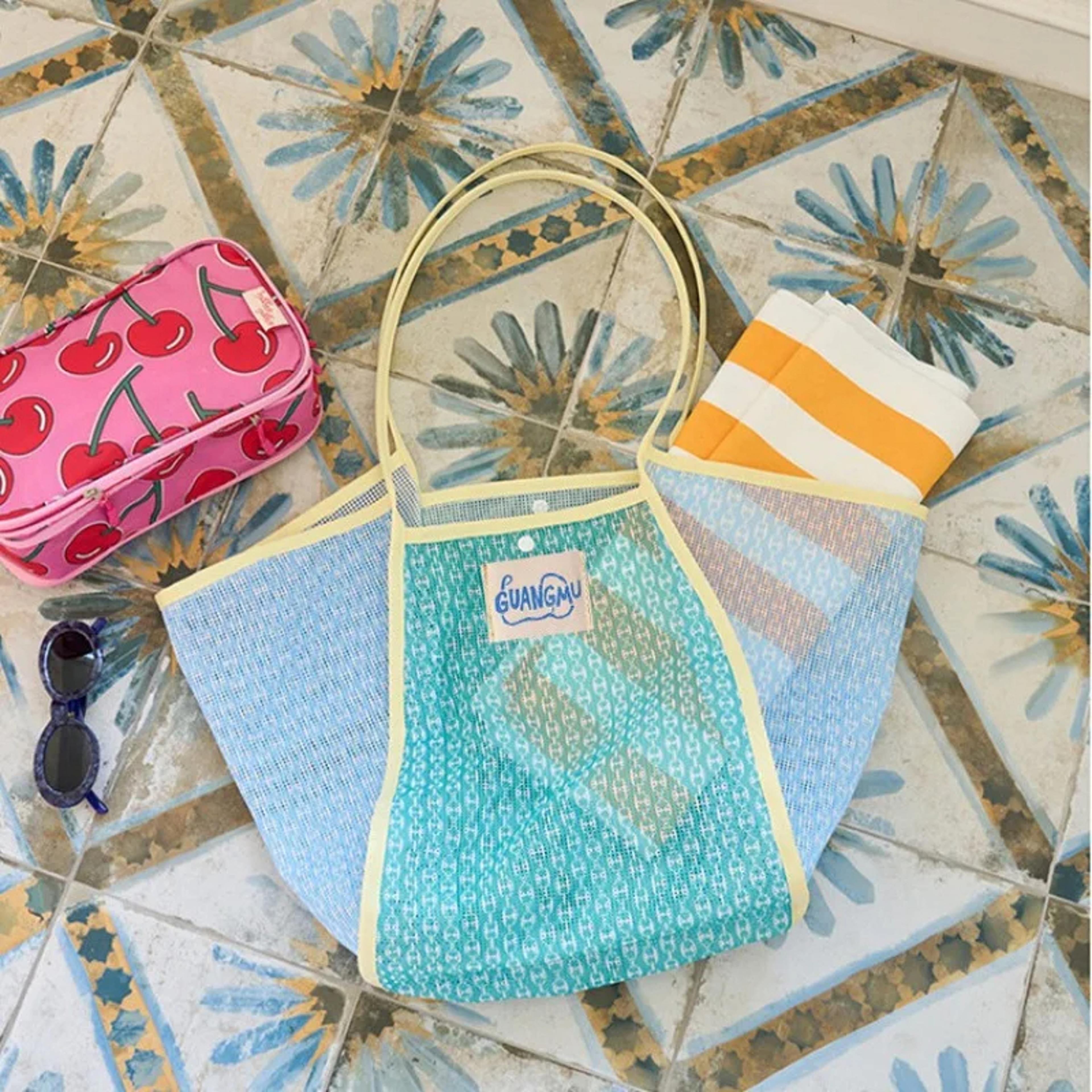 Color Block Mesh Beach Bag Large Capacity Beach Tote For Pool Travel 5