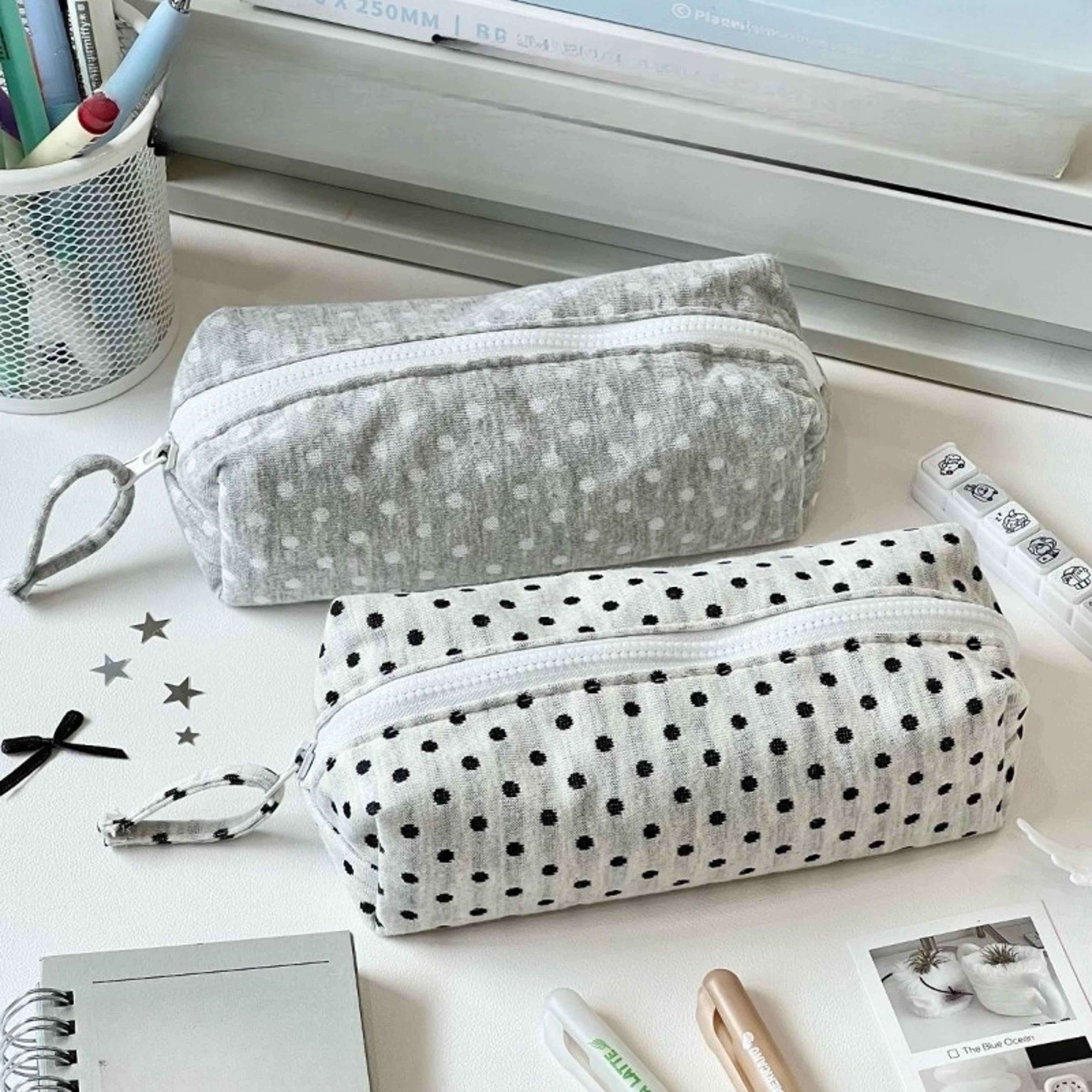 Polka Dot Travel Makeup Bag Large Capacity Cosmetic Case 4
