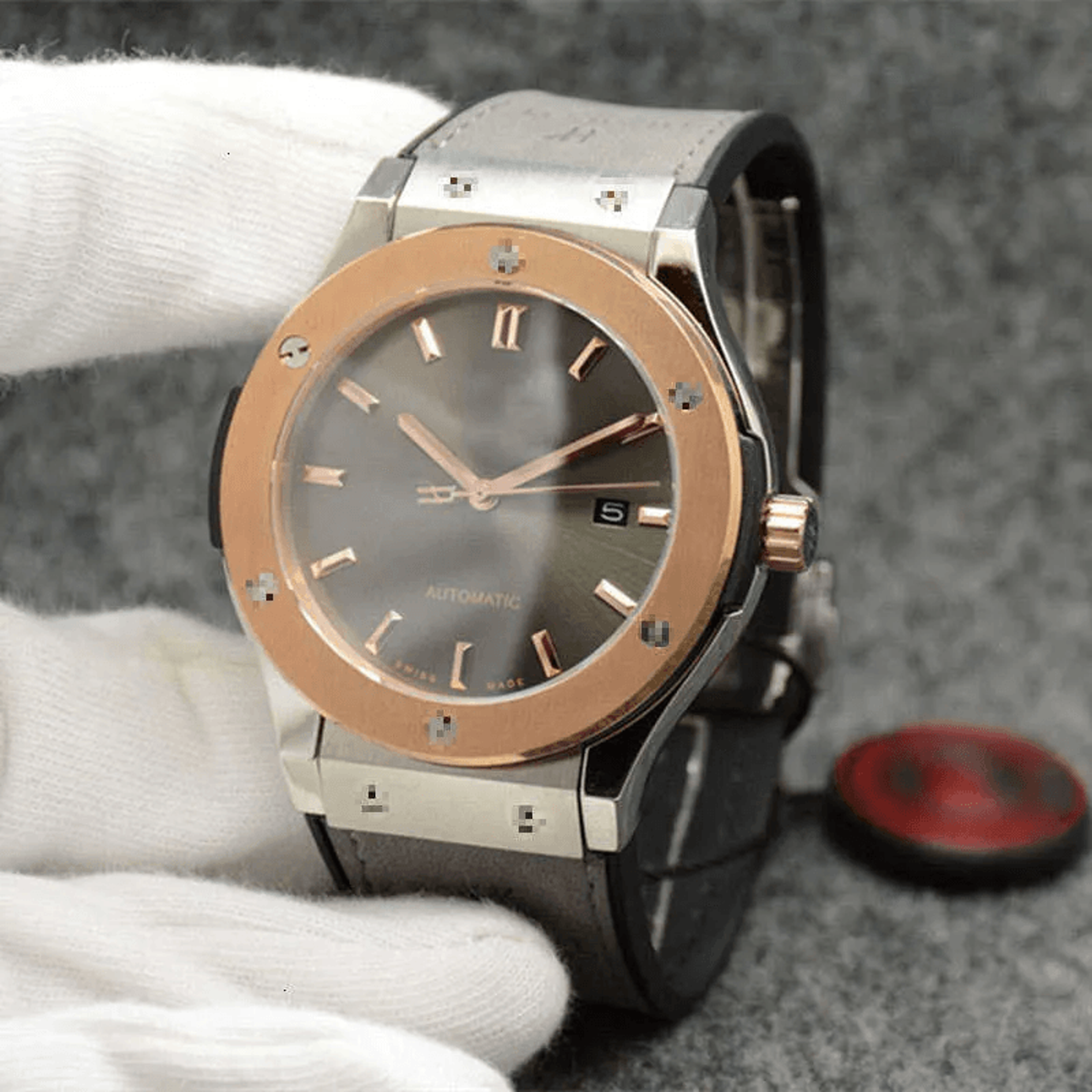 Luxury Chronograph Rubber Strap Designer Watch For Men And Women 1