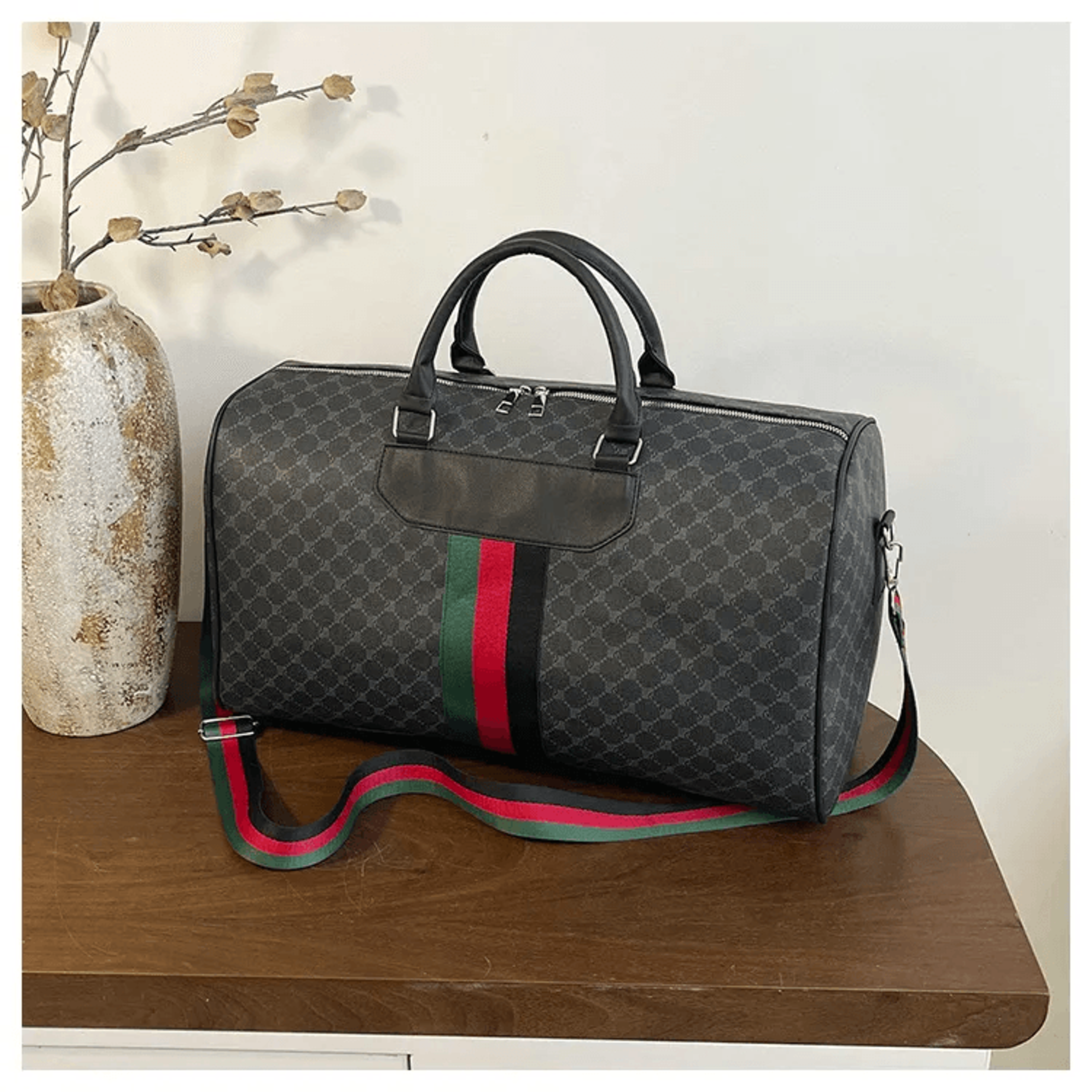 Large Rolling Duffel Bag With Retractable Handle Lightweight Travel Bag 0