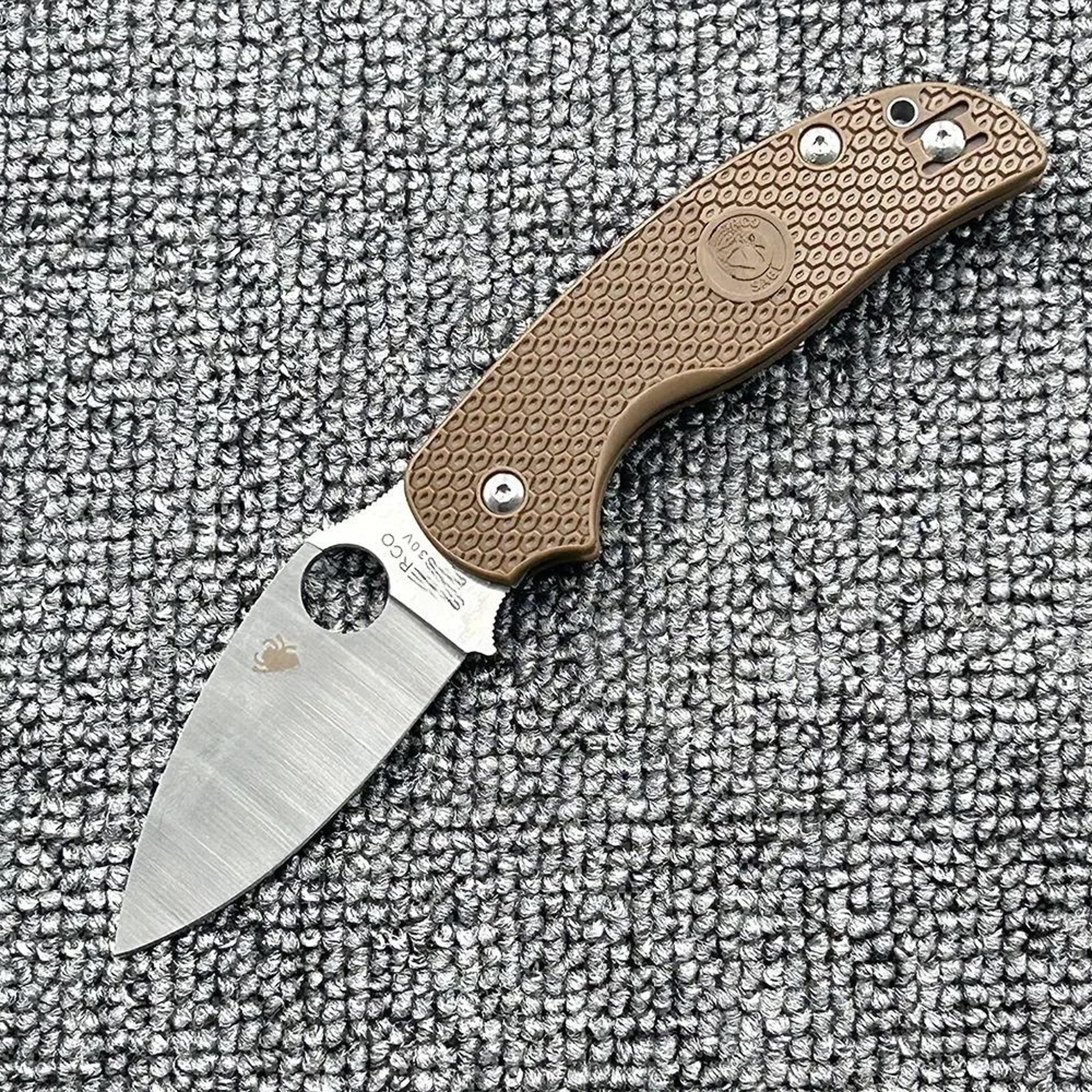 Folding Survival Knife With HighHardness Blade And Nylon Or Titanium Alloy Handle 1