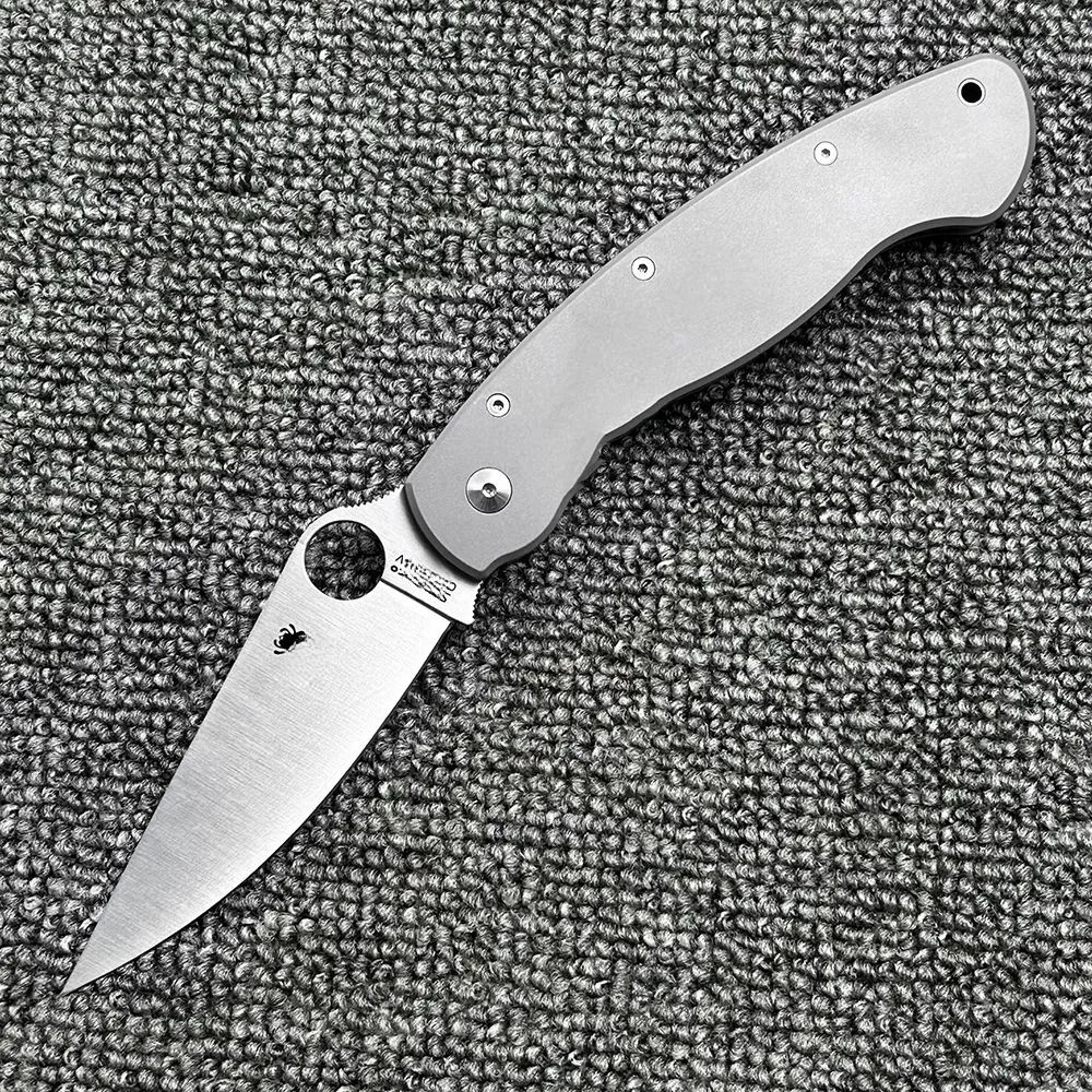 Titanium Handle Folding Knife High Hardness Pocket EDC Camping Survival Tool 2