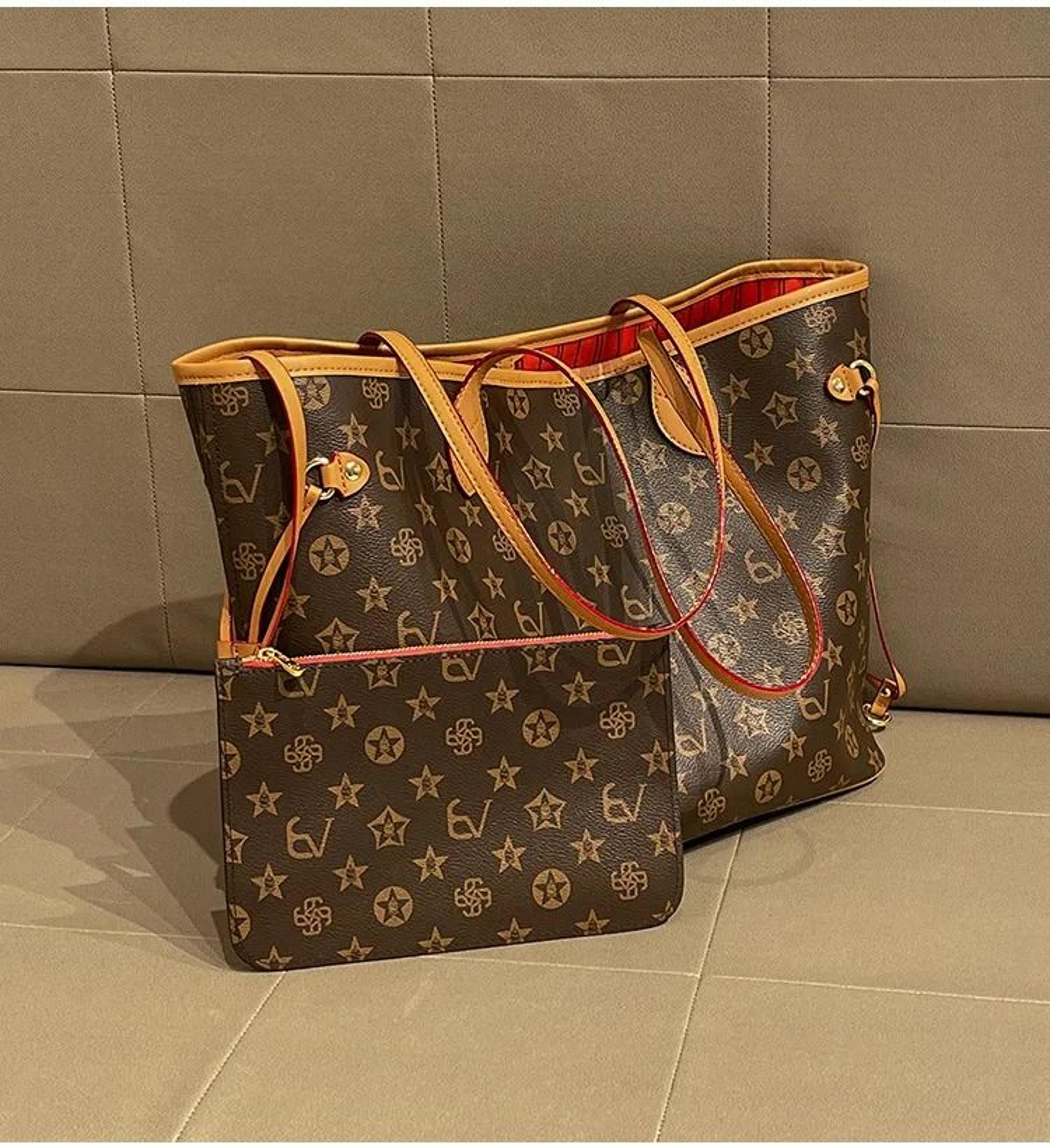 Printed Large Capacity Tote Bag With Zip Closure And Interior Pockets 2