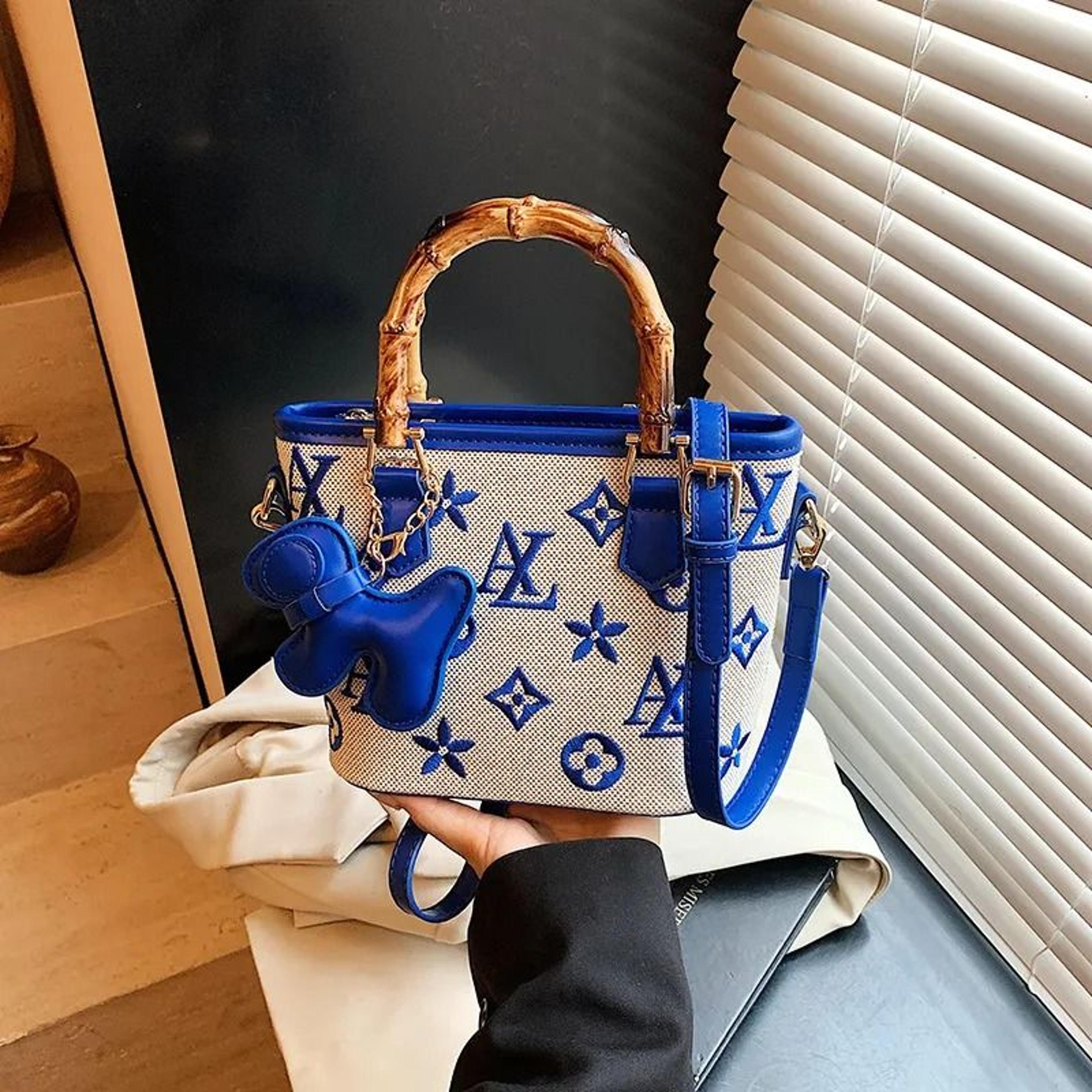 Classic Letter Bucket Crossbody Bag With Adjustable Strap 4