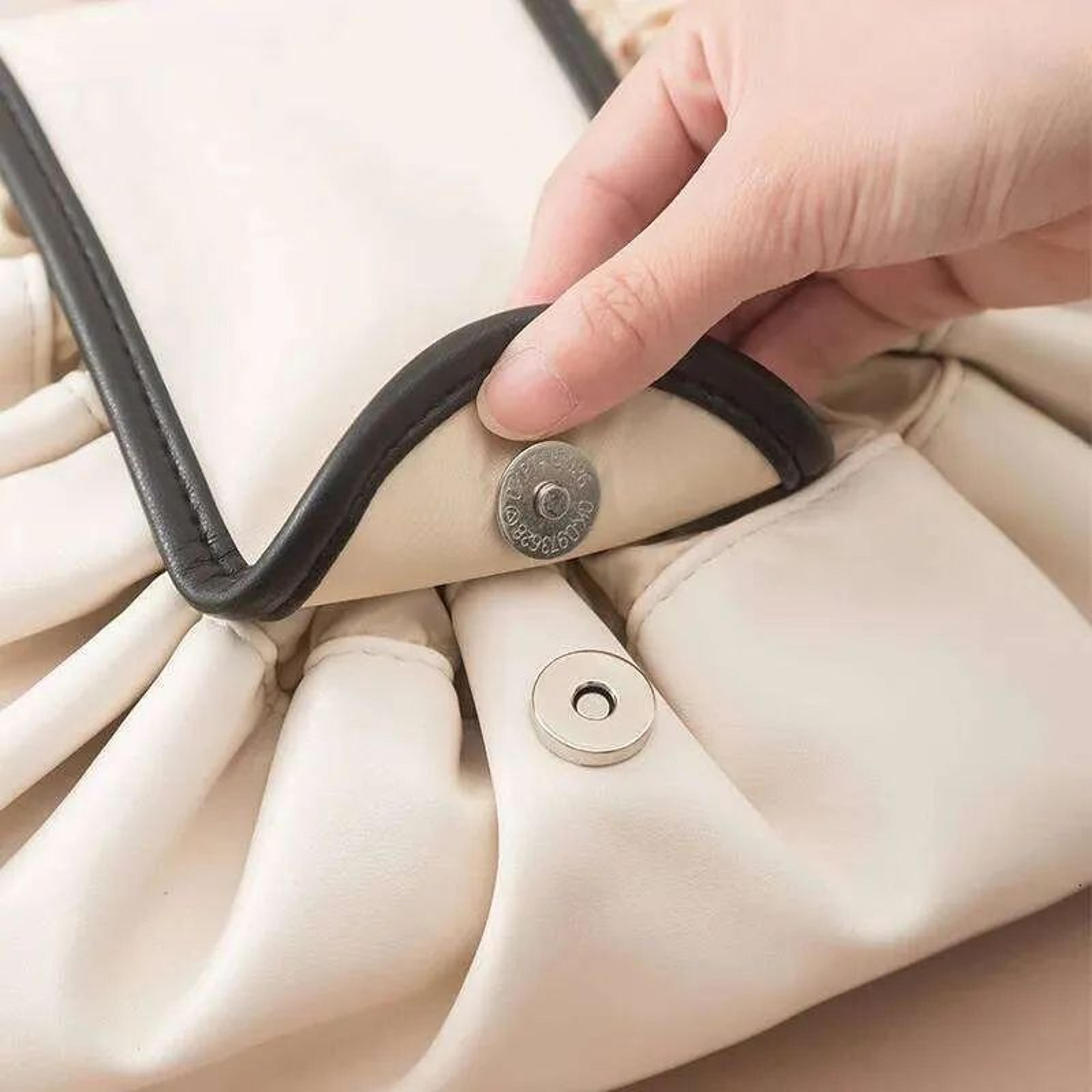 Large Capacity Cosmetic Bag With Drawstring Closure Portable Travel Makeup Organizer 5