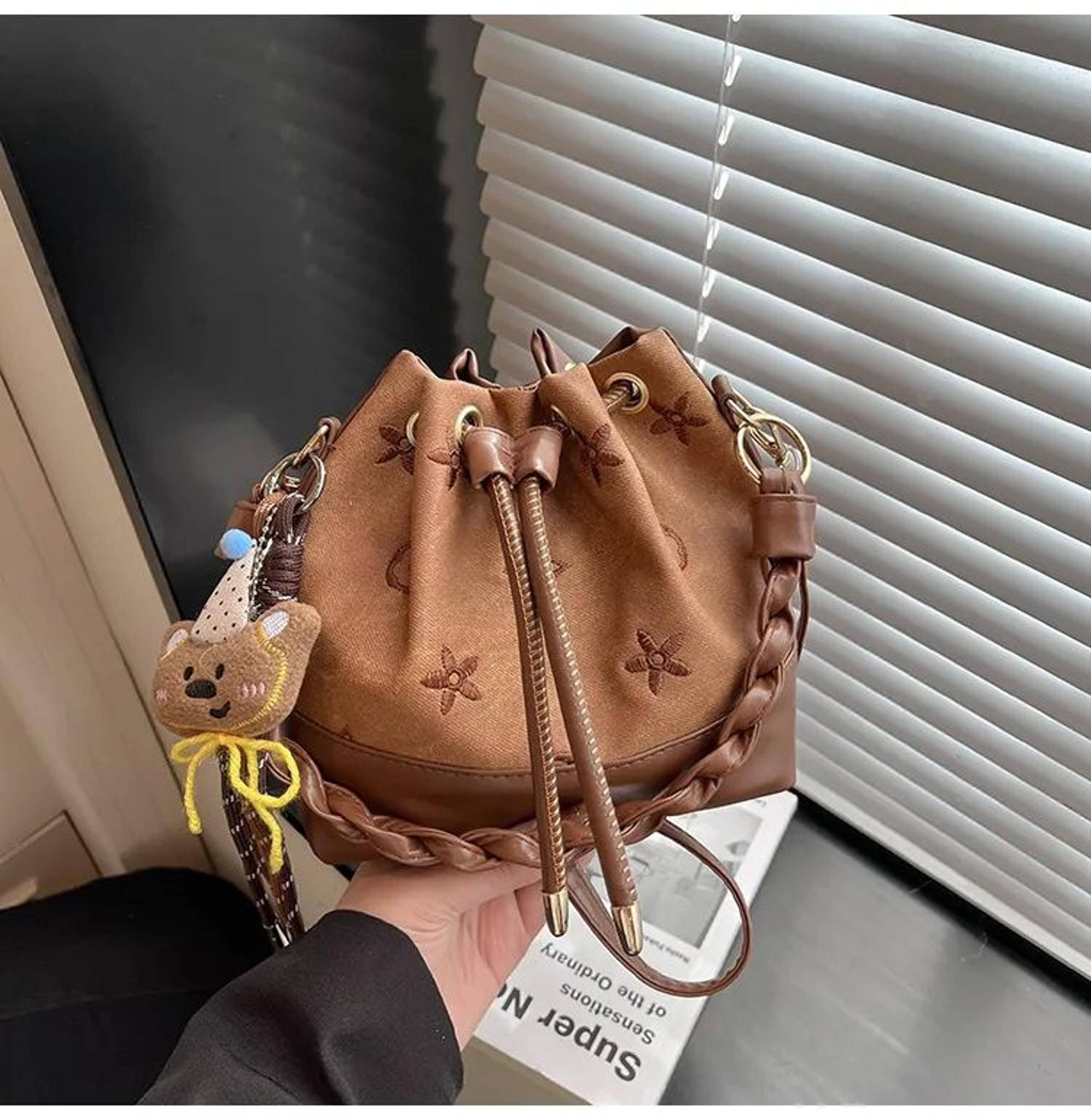 womens western bucket bag large capacity crossbody shoulder handbag