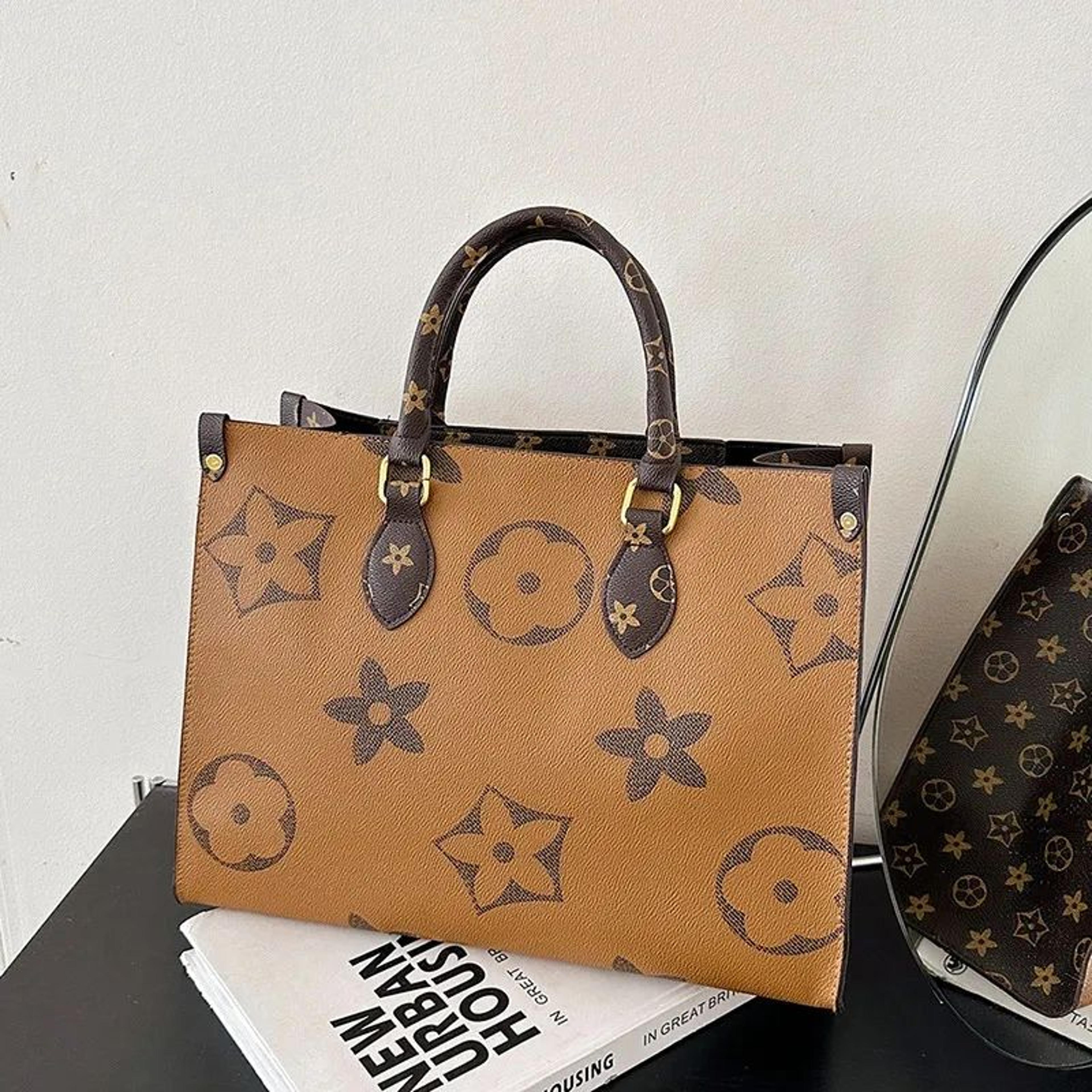 womens large capacity retro print tote bag for everyday commuting