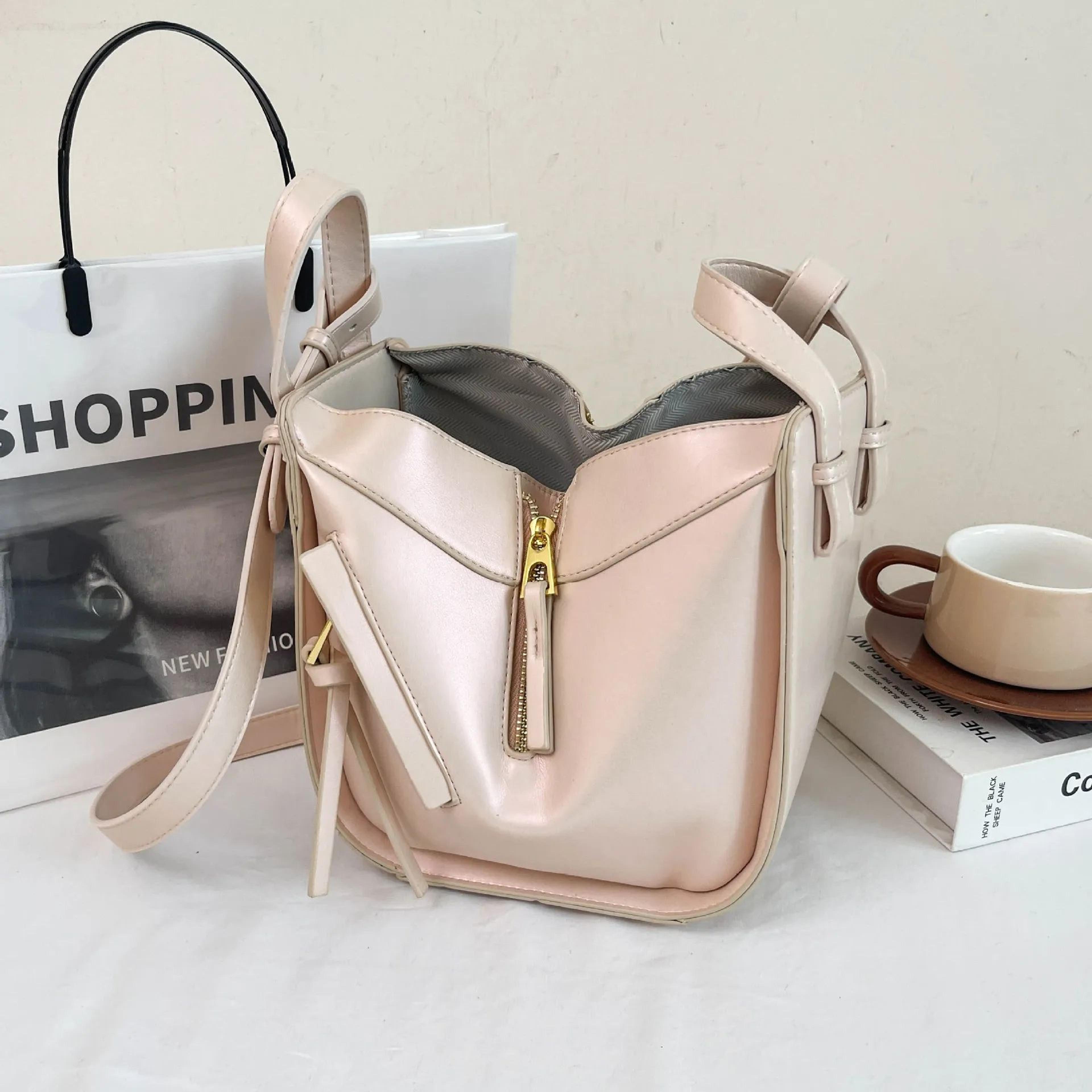 Women PU Leather Hammock Shoulder Bag And Crossbody Handbag 1