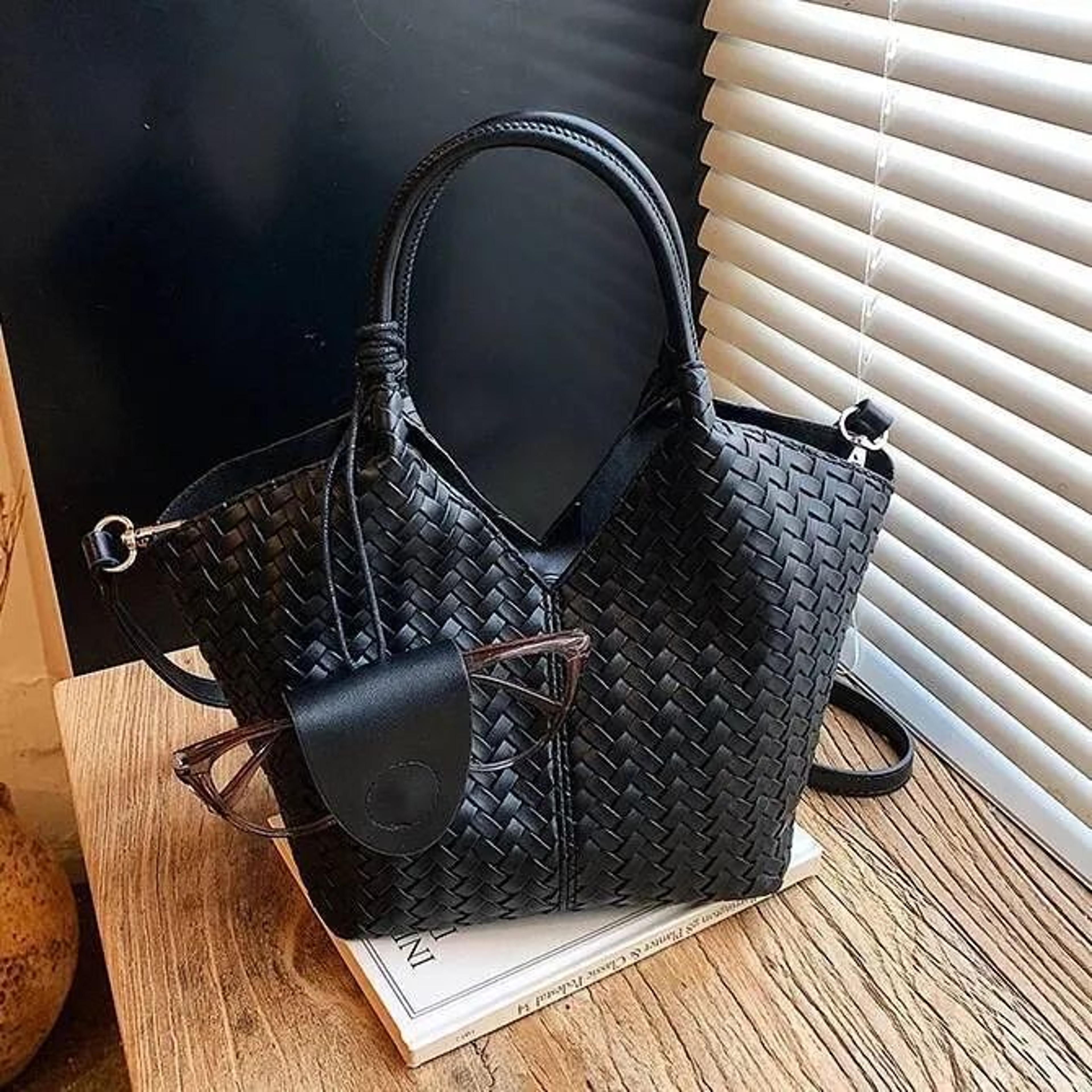 Women Large HandWoven Tote Bag With Shoulder And Crossbody Carry Options 2