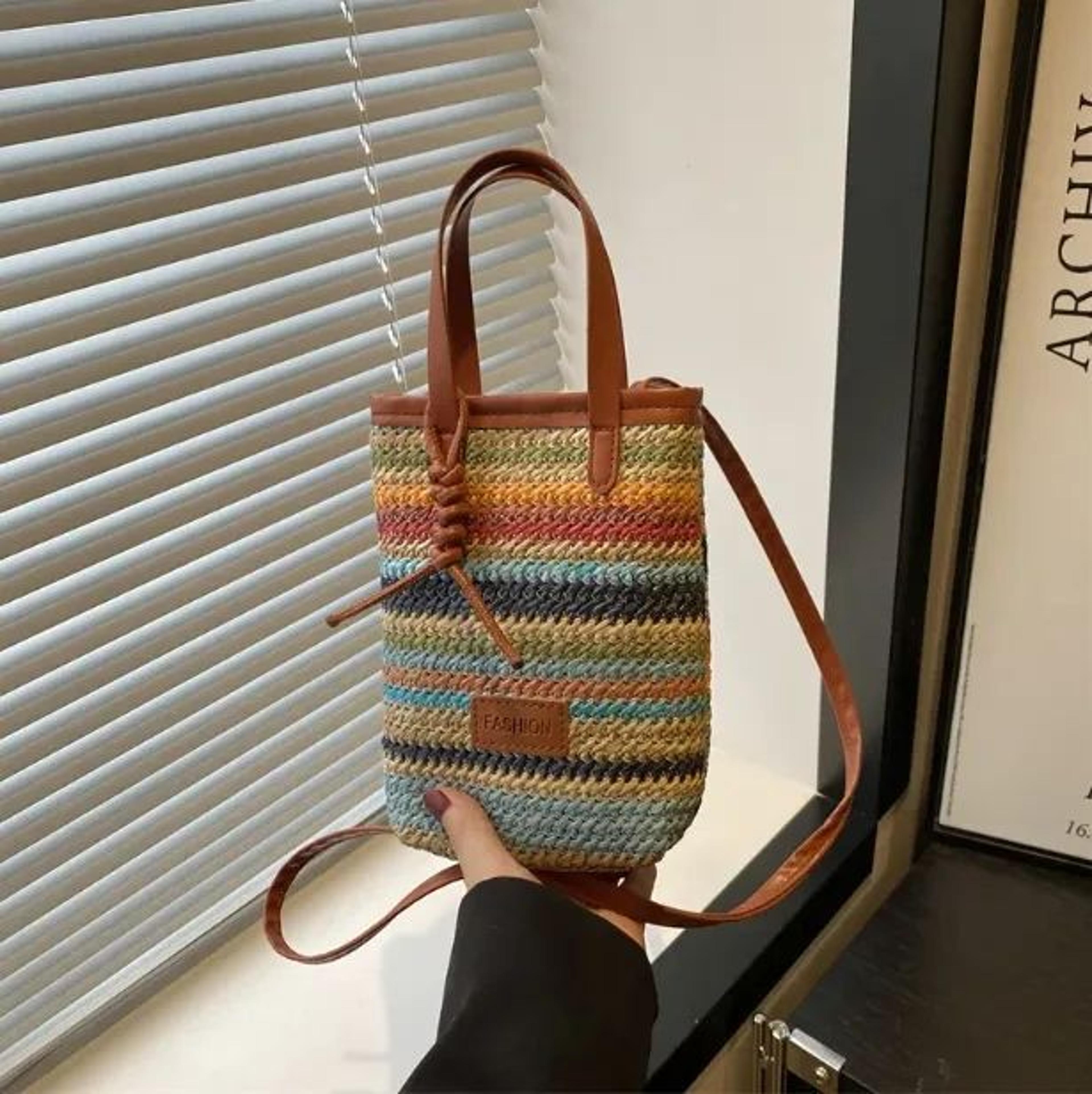 Womens Straw Crossbody Bag With ThreeColor Block Woven Design 1