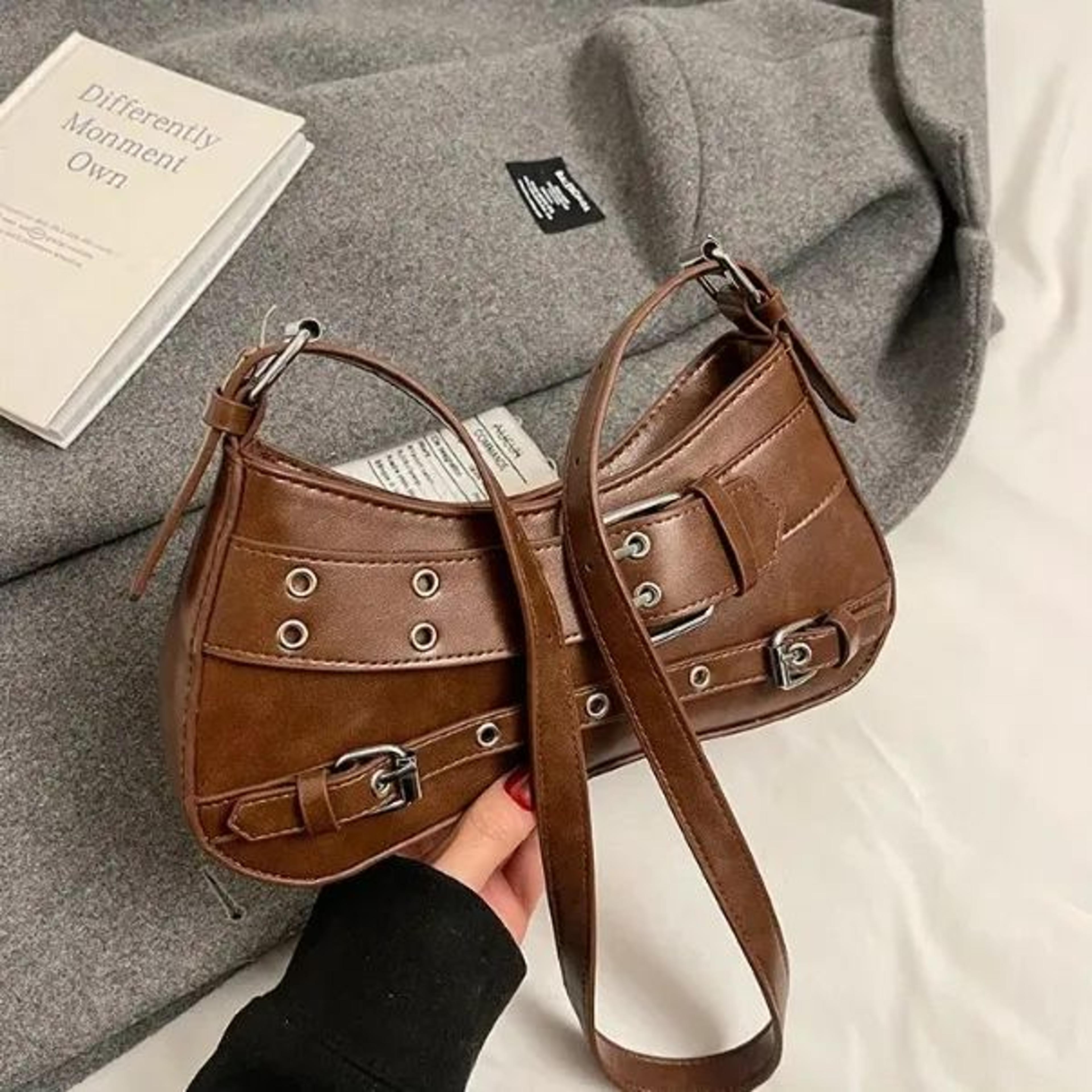 Leather Hobo Shoulder Bag With Retro Metal Buckle And Crossbody Style 2