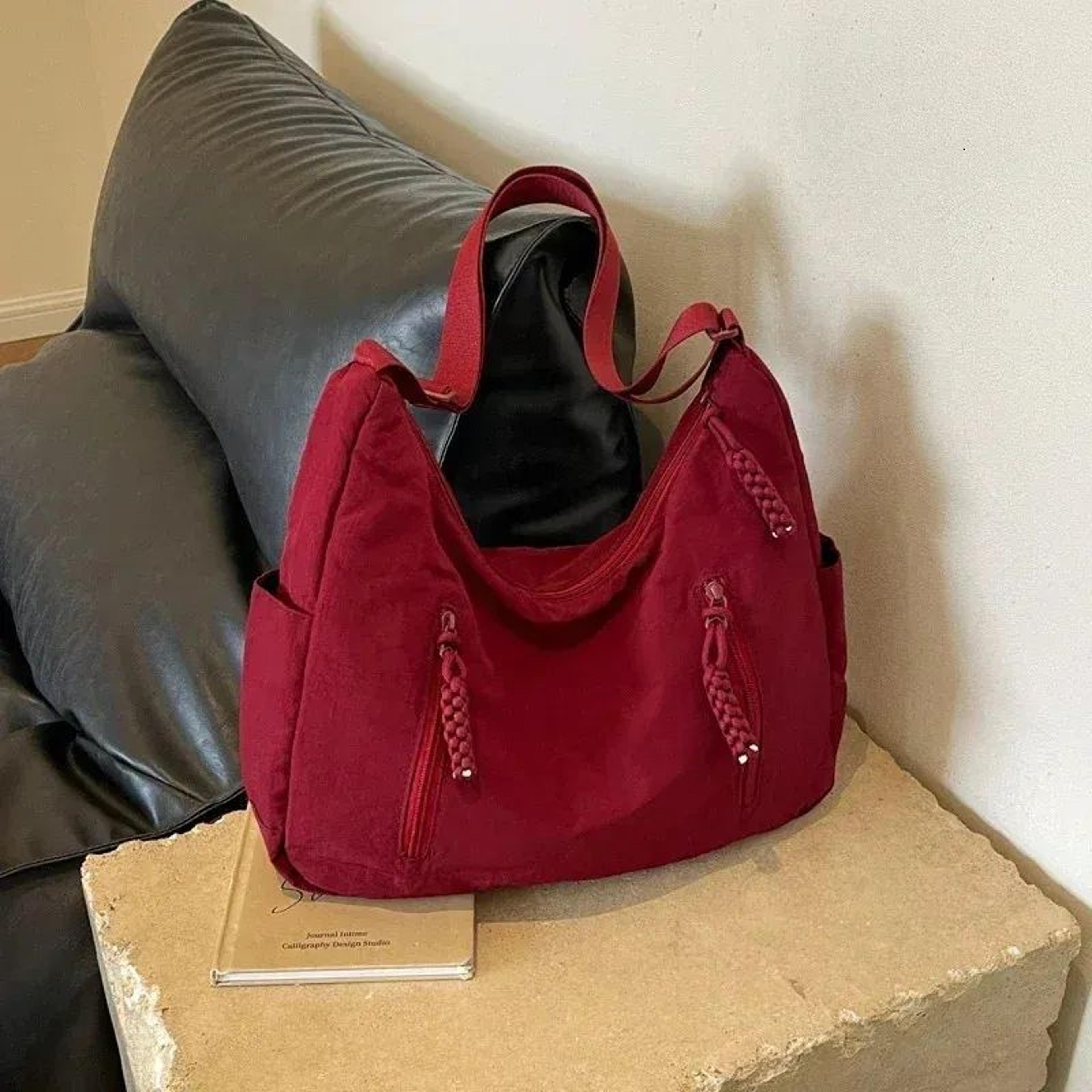 womens large capacity cloth hobo shoulder bag with multiple pockets