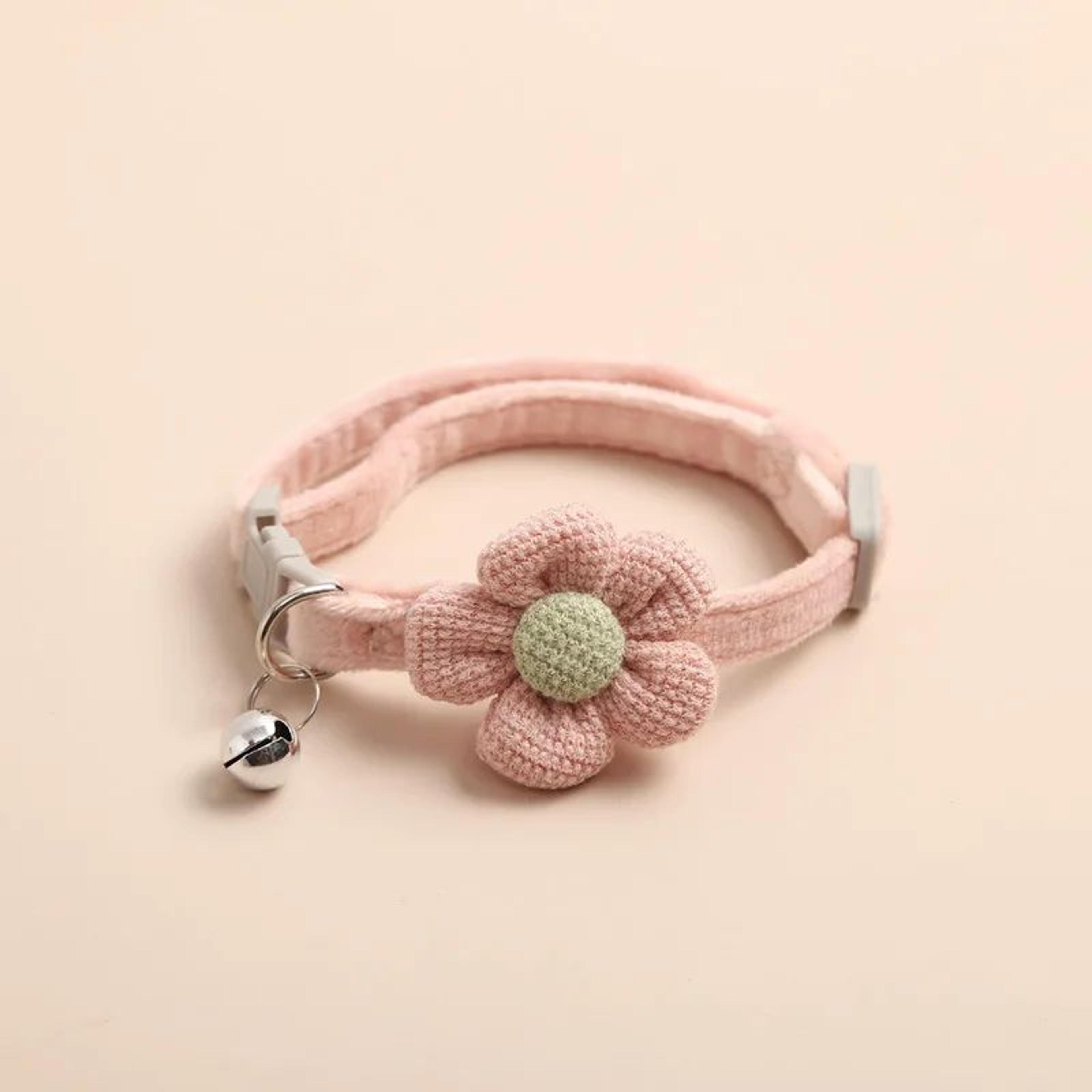Cute Flower Cat Collar With Bell  Adjustable Buckle Kitten Collar For Small Cats  Small Dogs 9