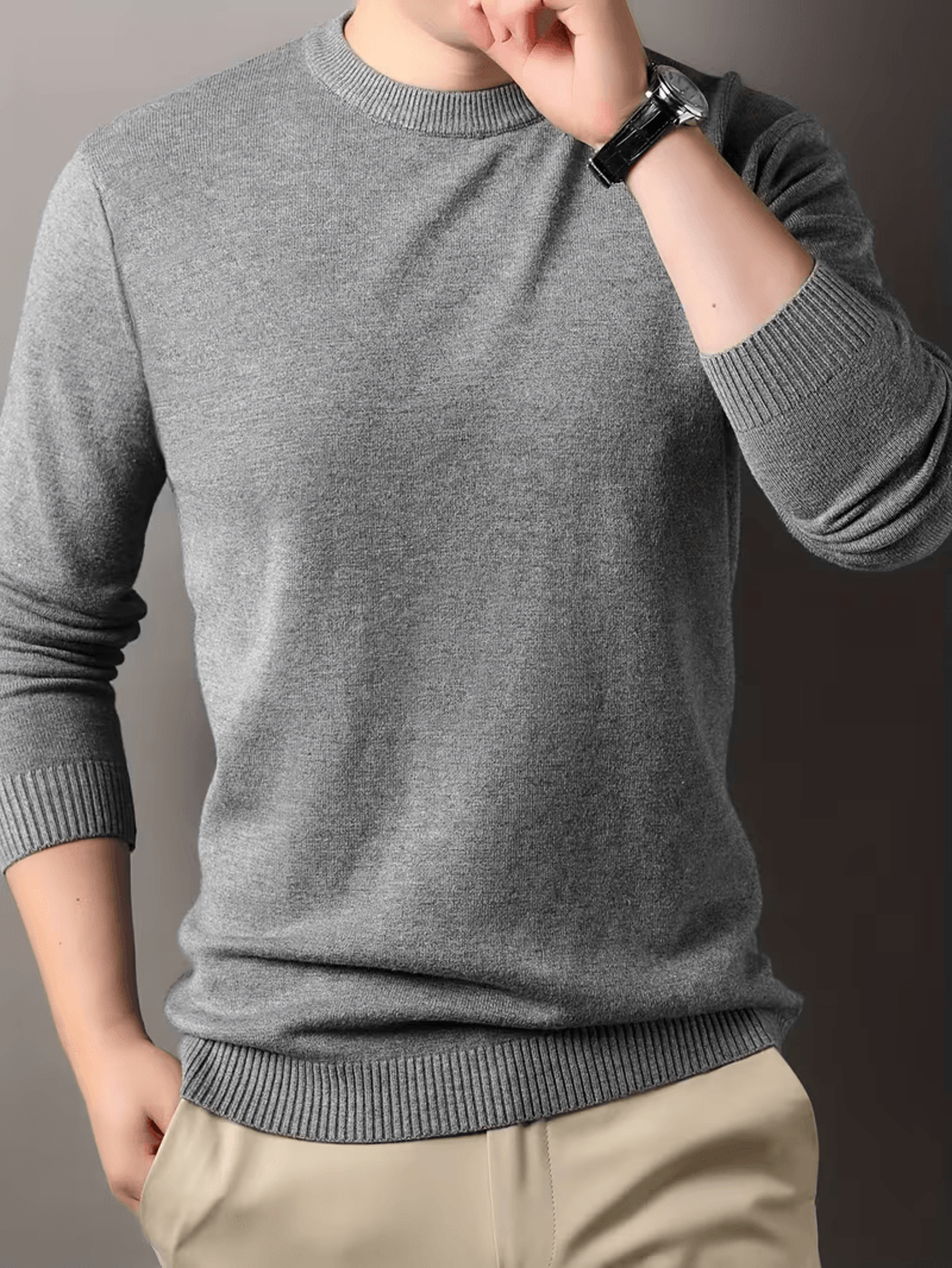 Soft knit cashmere sweater for men