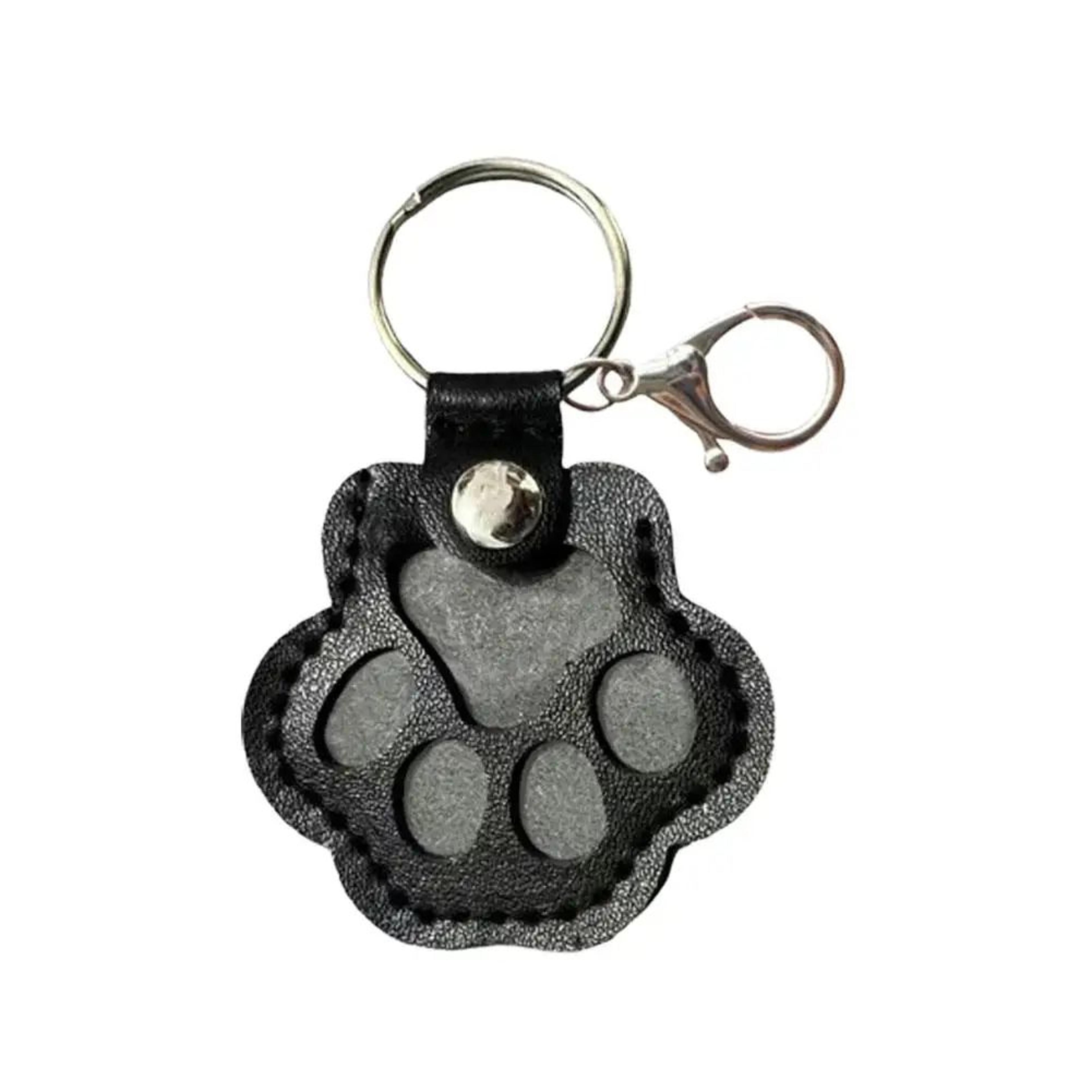 Cute Pet Hair Storage Keychain  Leather Cat Claw Souvenir Pendant For Dog Cat  Bunny Fur Keepsake M 10