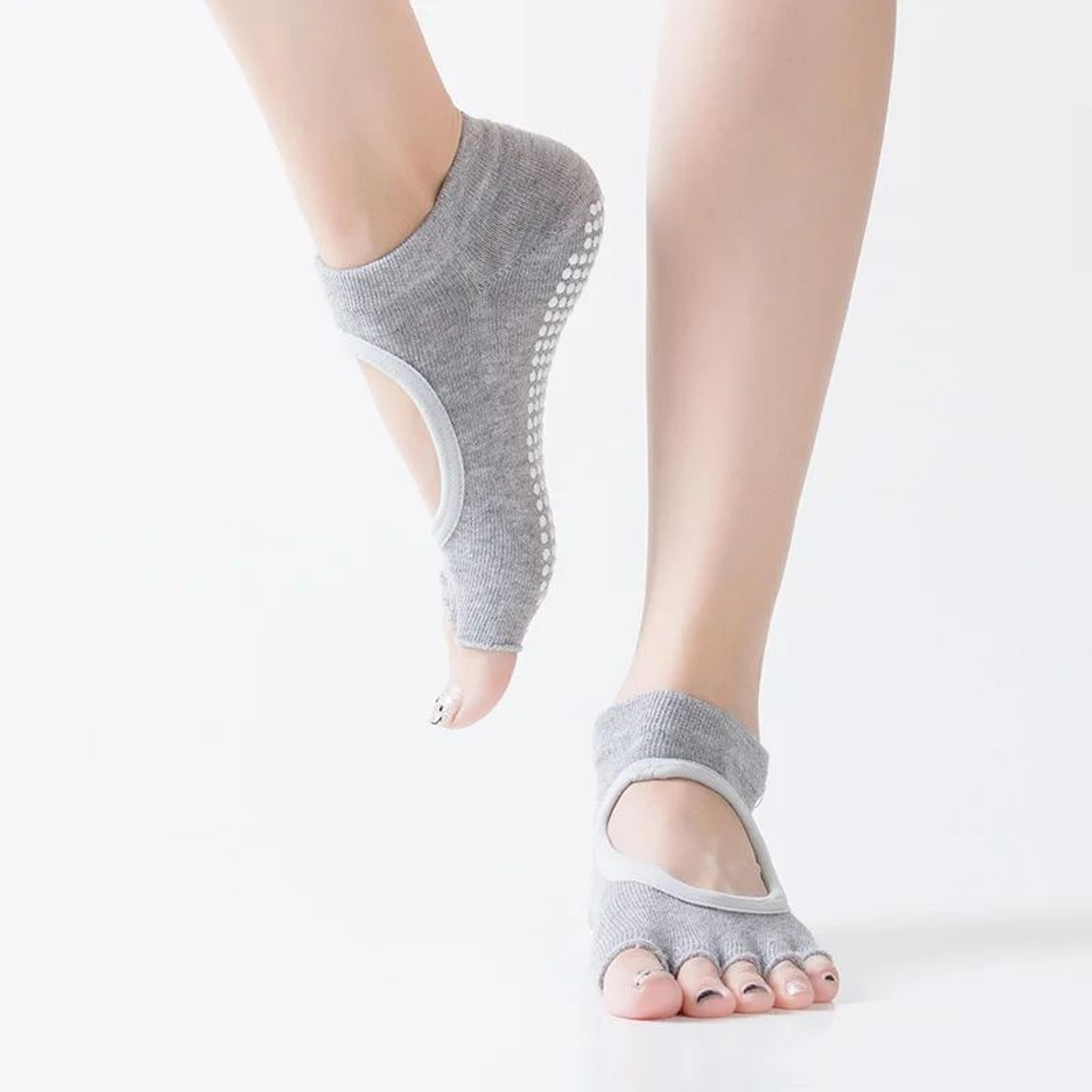 Womens FiveToe Backless NonSlip Pilates Socks  Breathable Cotton Yoga  Ballet Fitness Grip Socks 9