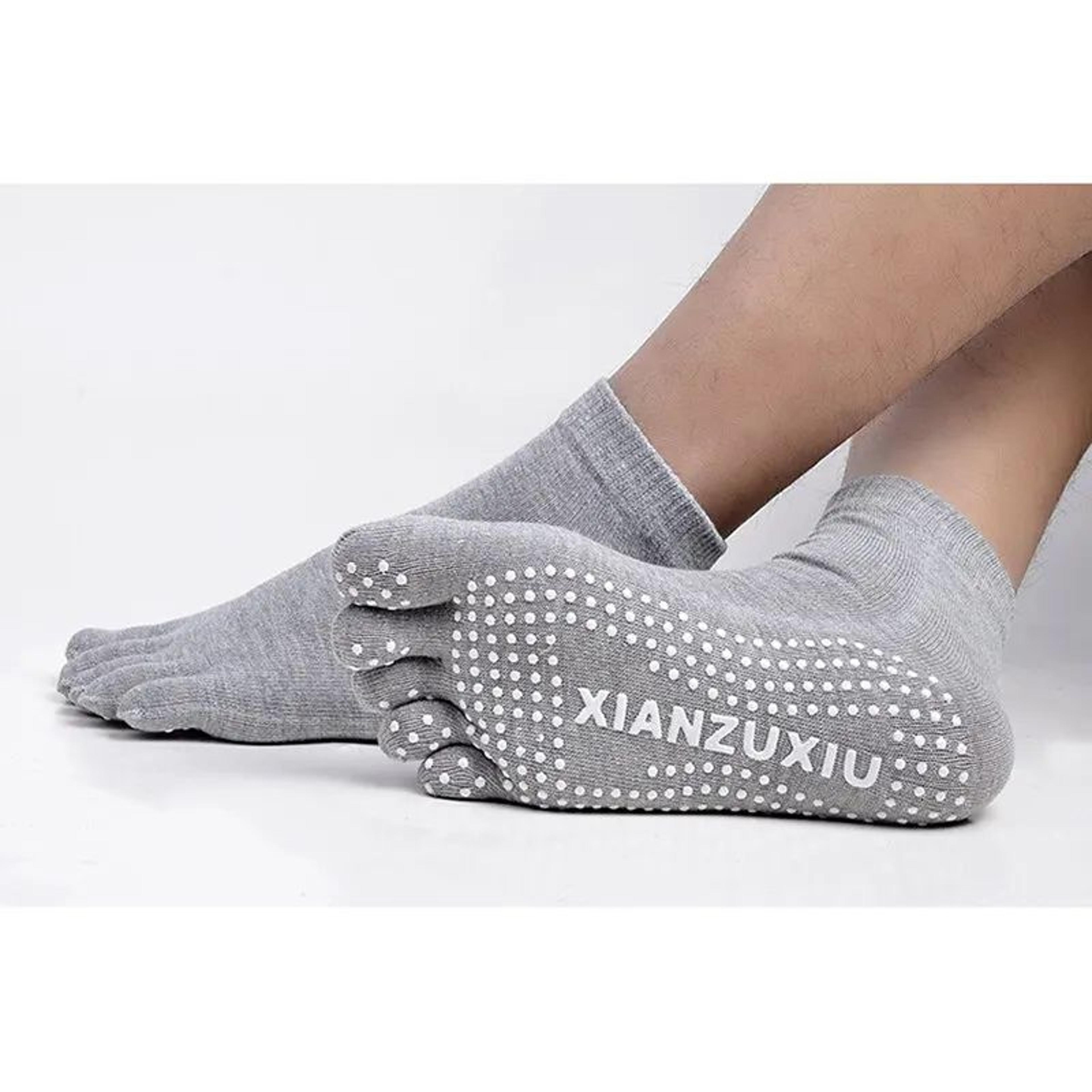 Mens Cotton FiveToe NonSlip Pilates Socks  Breathable Massage Yoga  Sports Grip Socks 3