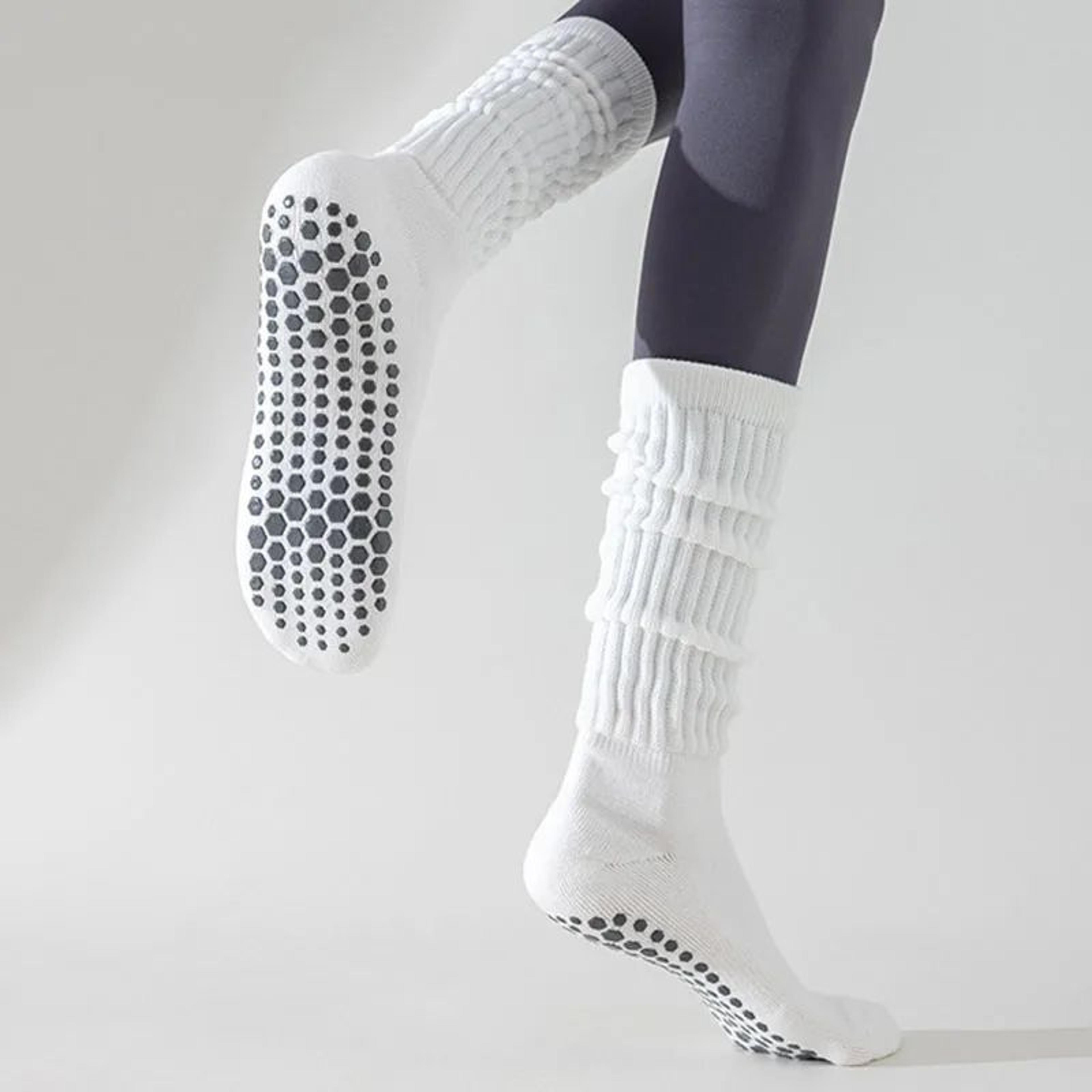Womens KneeHigh NonSlip Yoga Socks  Terry Grip Pilates Slouch Socks With Silicone Dots 3