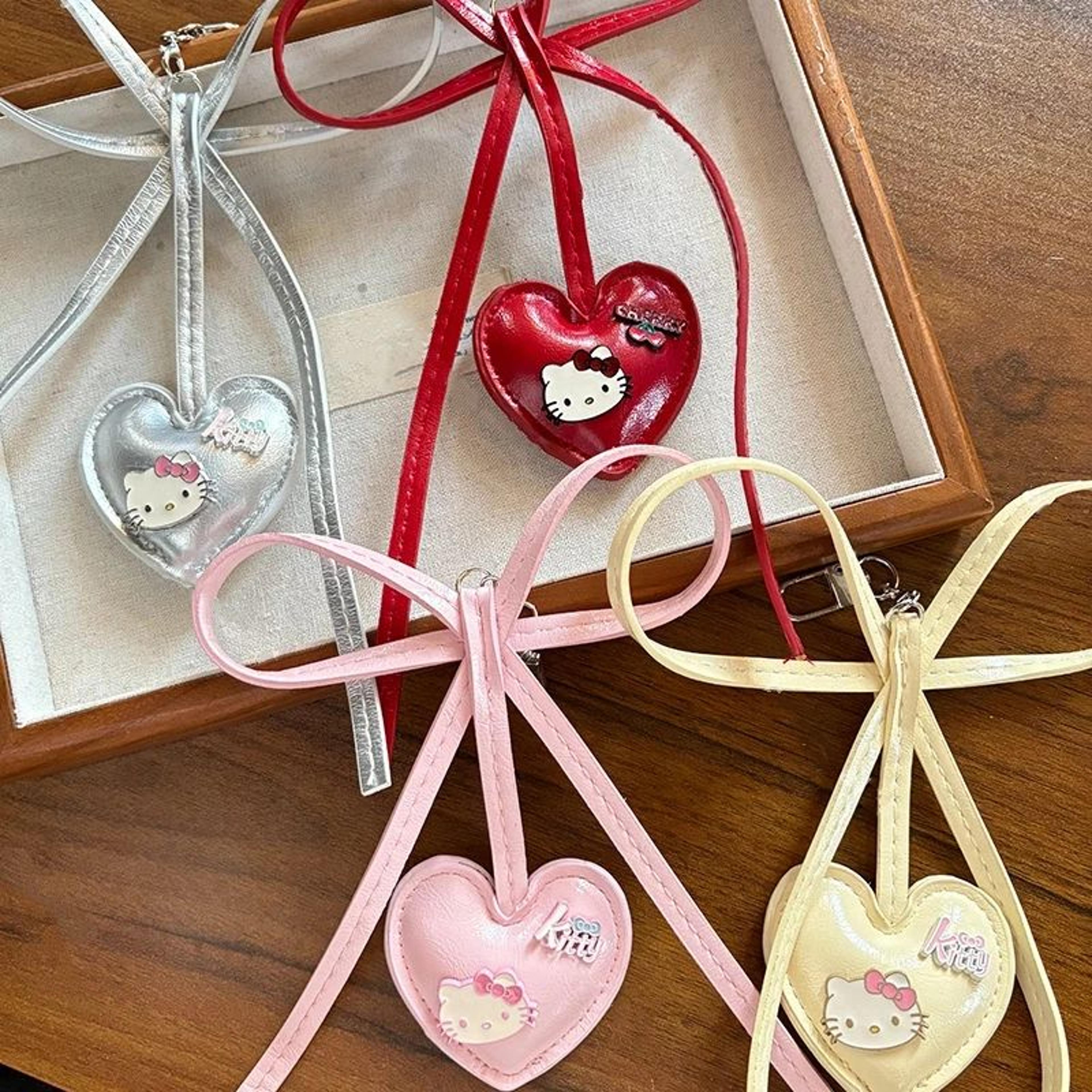 Cute Cartoon Kitten Plush Keychain  Heart Shaped PP Cotton Backpack  Car Hanging Pendant Gift 1