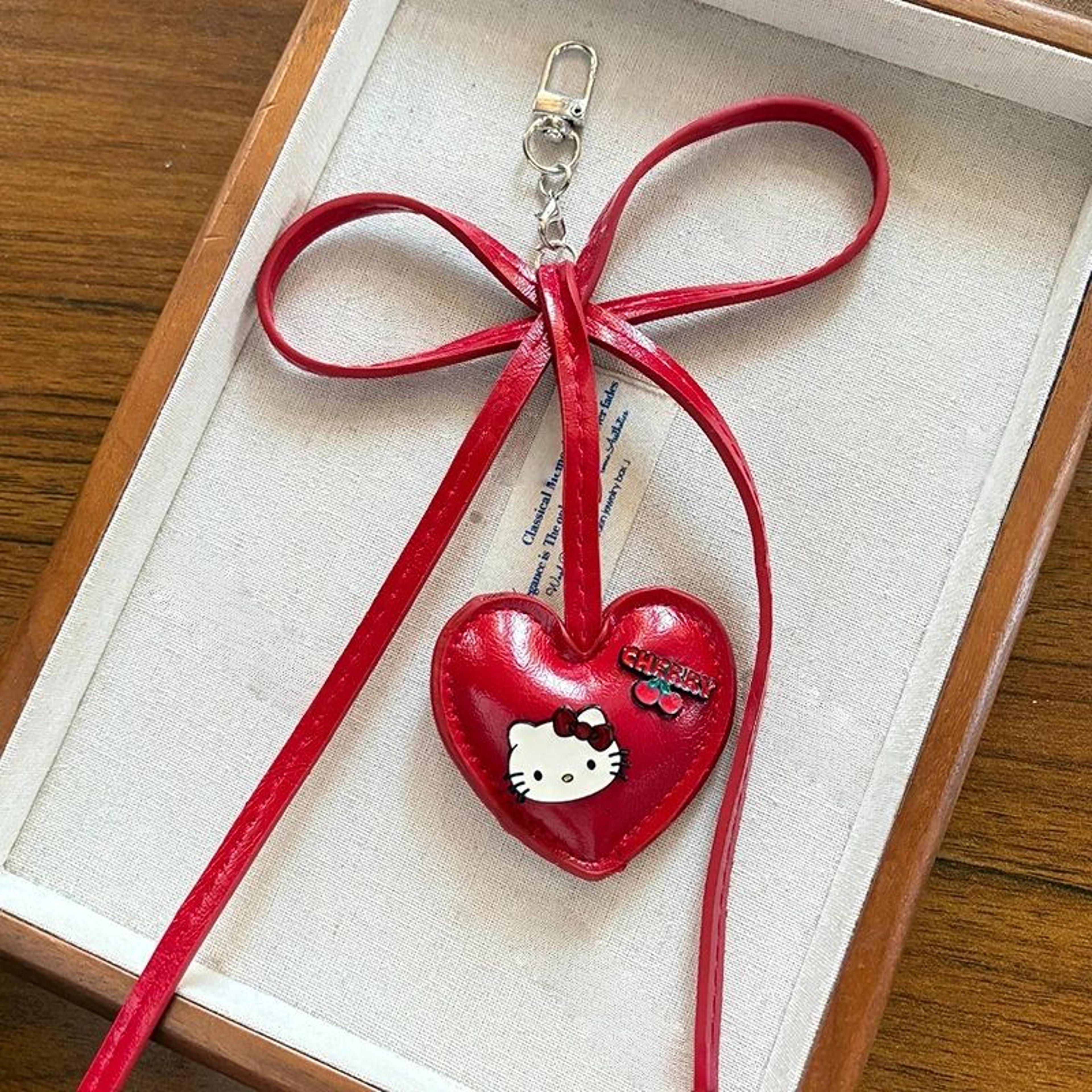 Cute Cartoon Kitten Plush Keychain  Heart Shaped PP Cotton Backpack  Car Hanging Pendant Gift 9