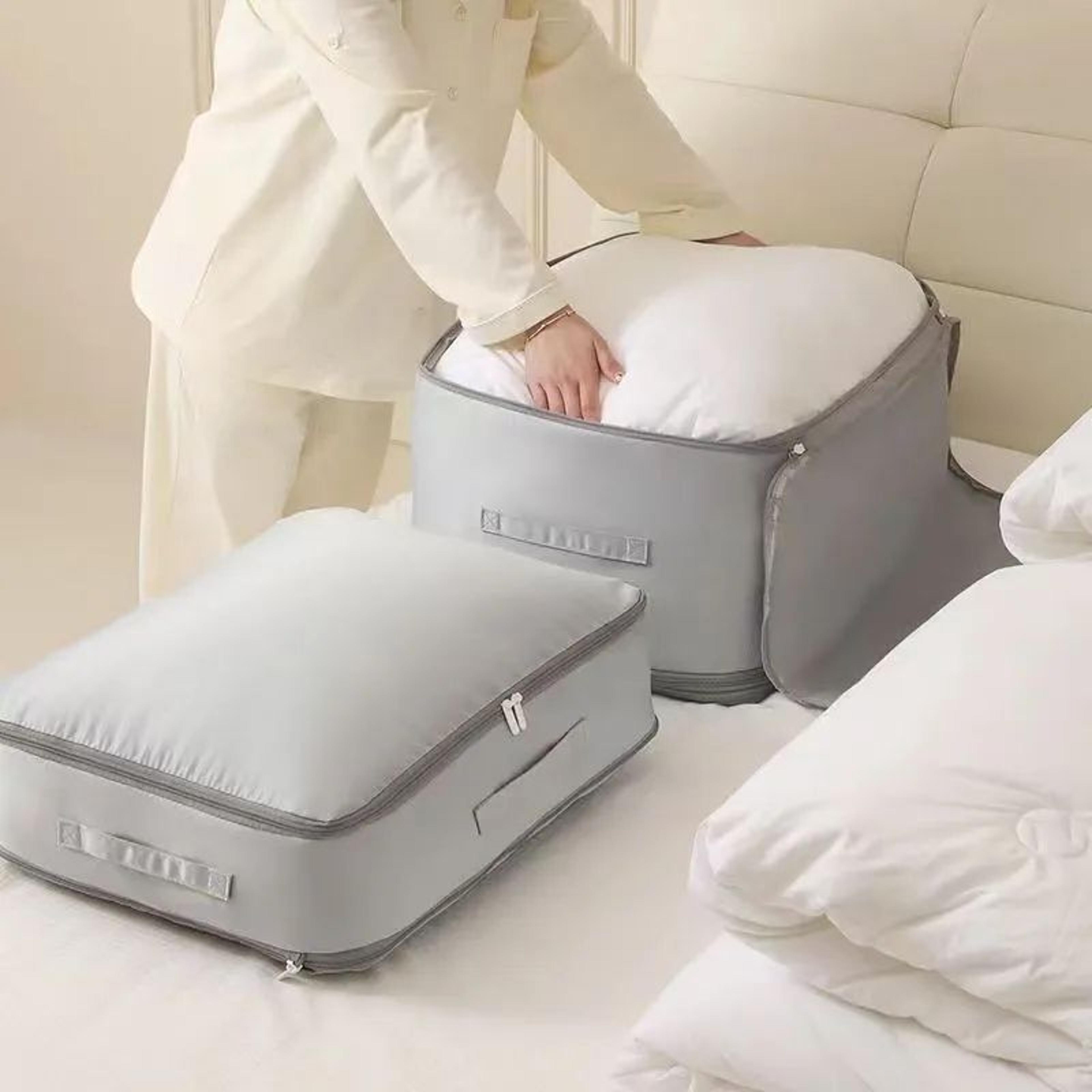 HeavyDuty SelfCompressing Storage Bag  Portable SpaceSaving Organizer For Clothes Blankets  Quilts 2