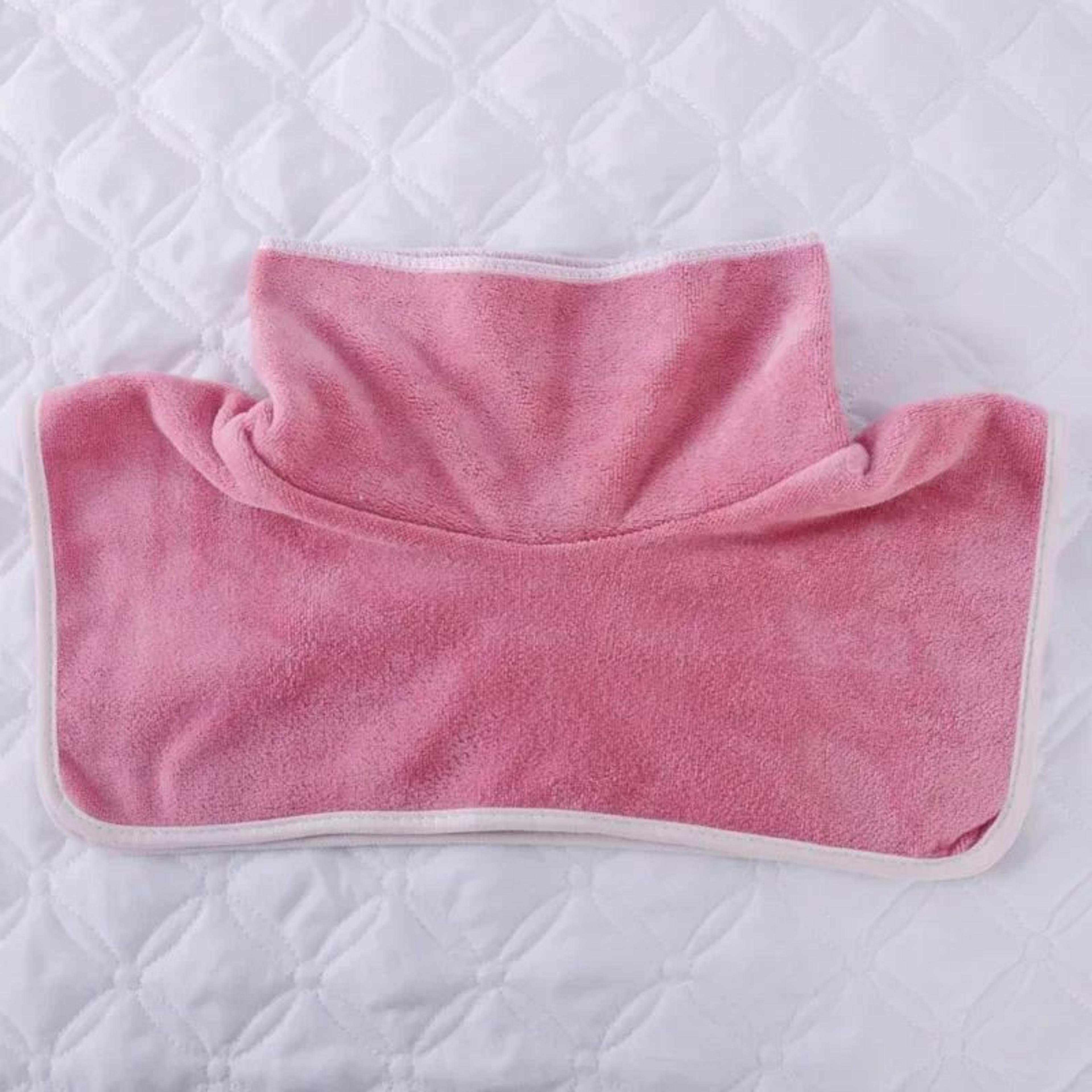 VelvaSpa Square Face Cradle Towel  Thickened Velvet SPA Massage Table Cover With Breath Hole 4