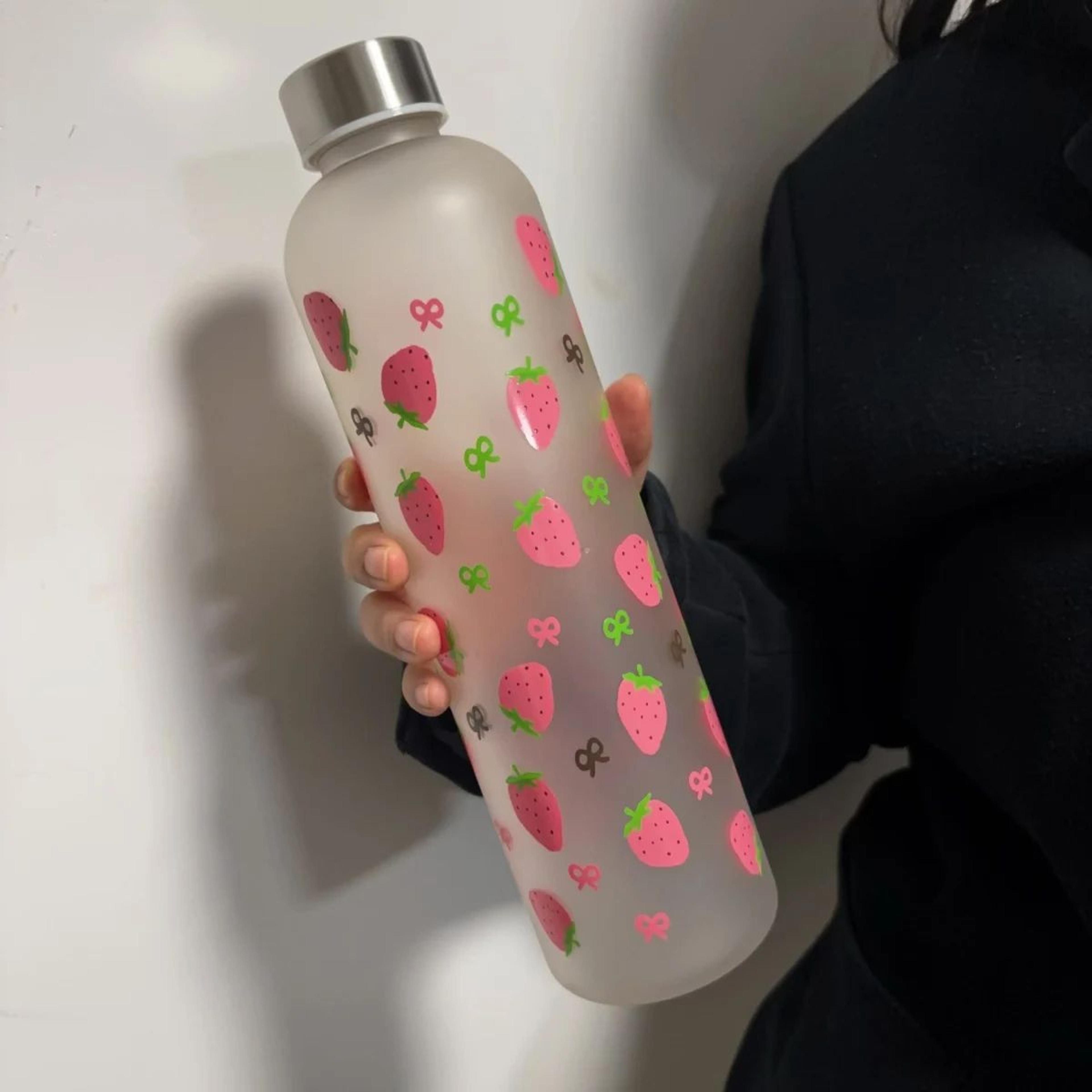 338oz Strawberry Pattern Water Bottle  LeakProof Reusable Portable Drink Bottle With Lid 6