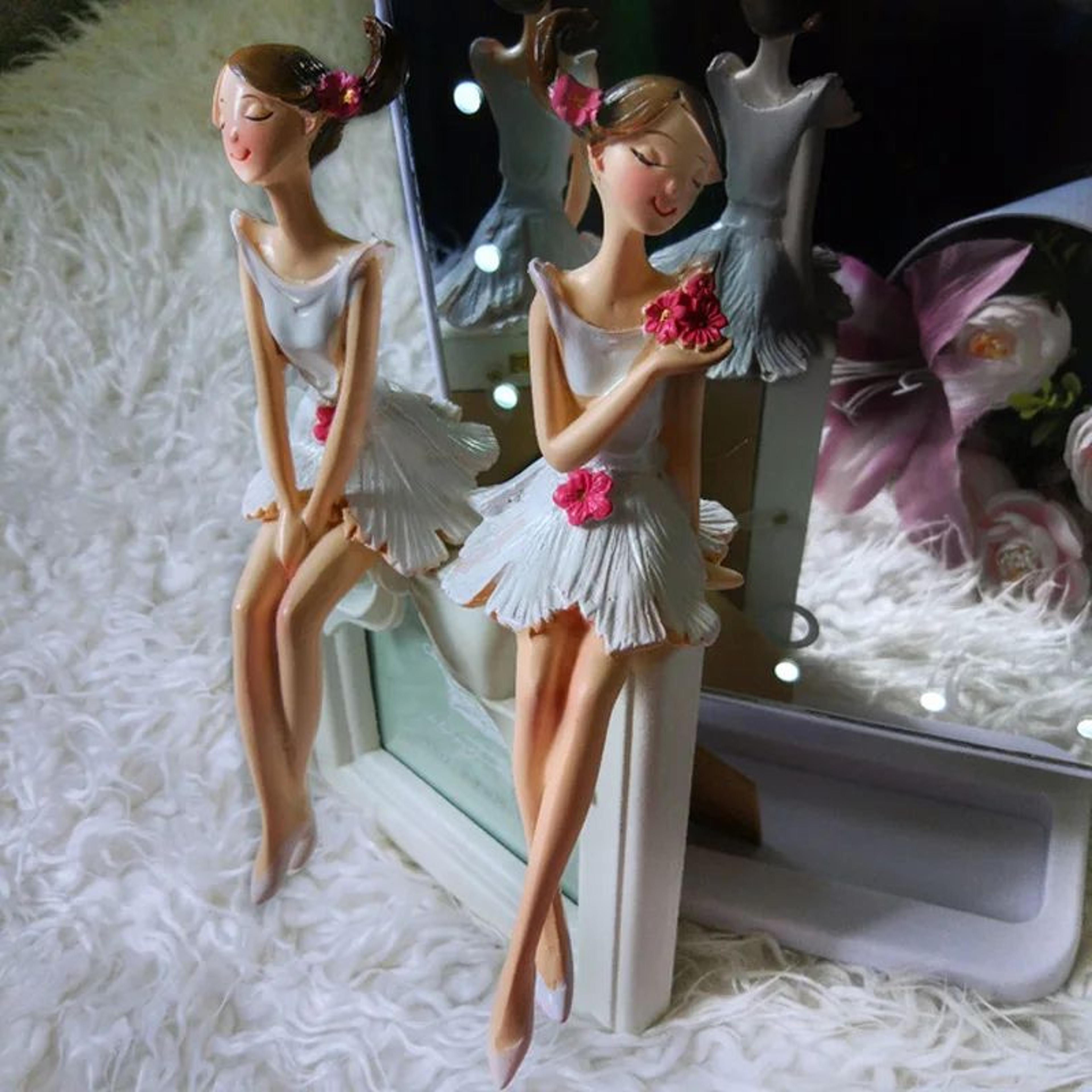 2Piece Angel Fairy Resin Figurine Set  Nordic Style Decorative Statues For Home Wedding  Garden Dec 3