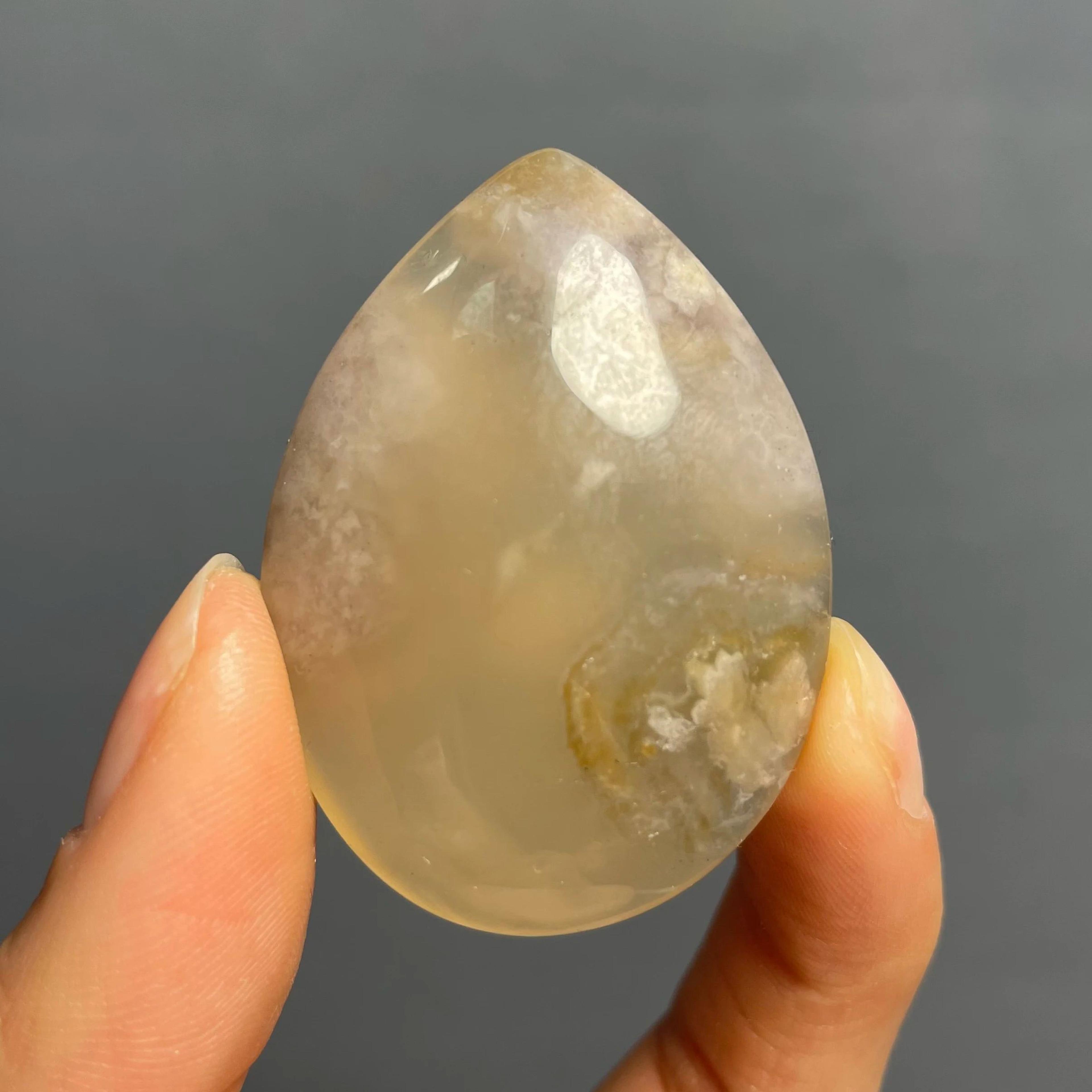 Natural Agate Crystal Pendant  Polished Quartz Healing Stone For Feng Shui Jewelry  Home Decor 12