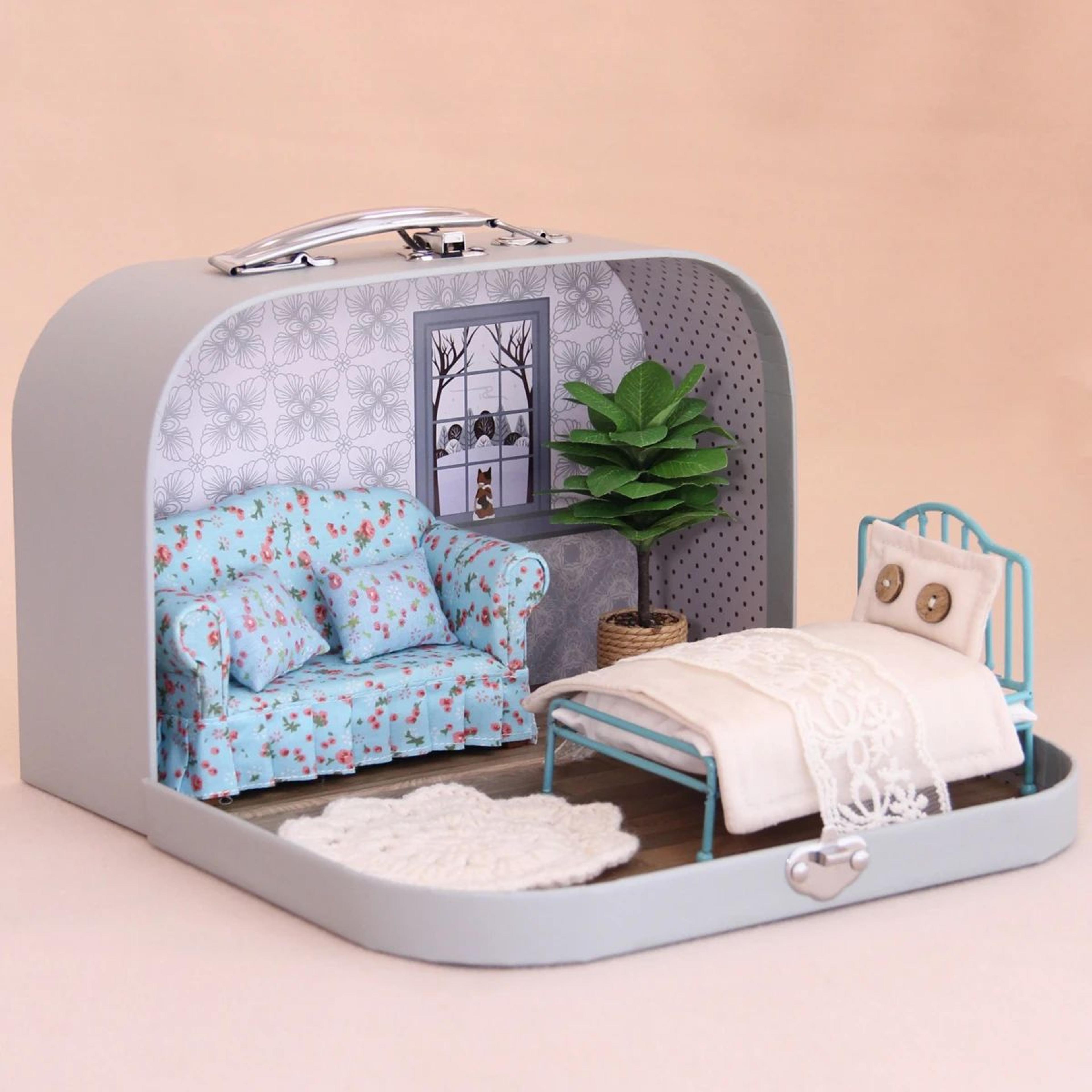 miniature dollhouse furniture gift set – 5pcs simulated home decor accessories for kids & collectors