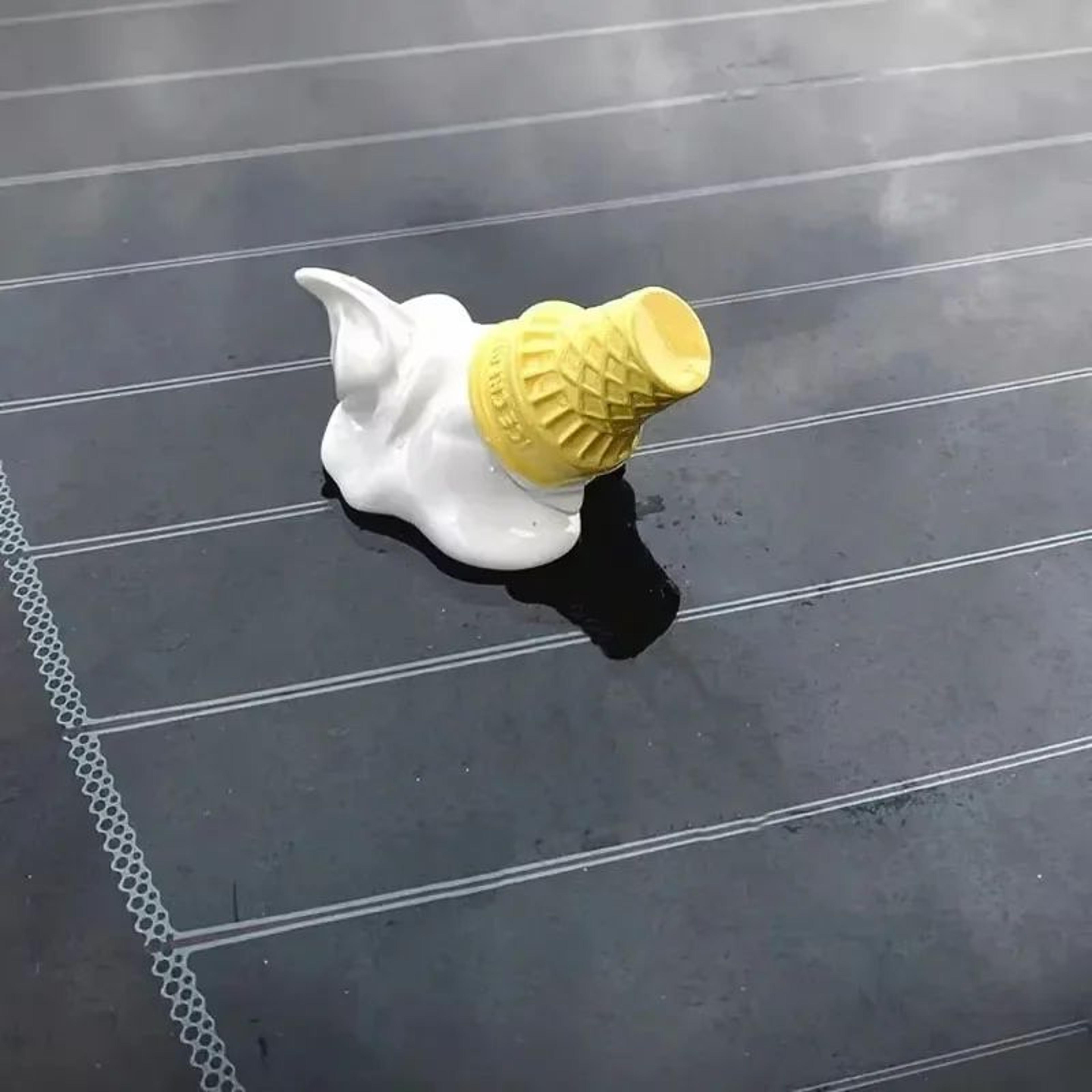 Cute Ice Cream Cone Car Ornament  Adorable ABS Dashboard  Air Vent Decoration For Cars Trucks SUVs  1
