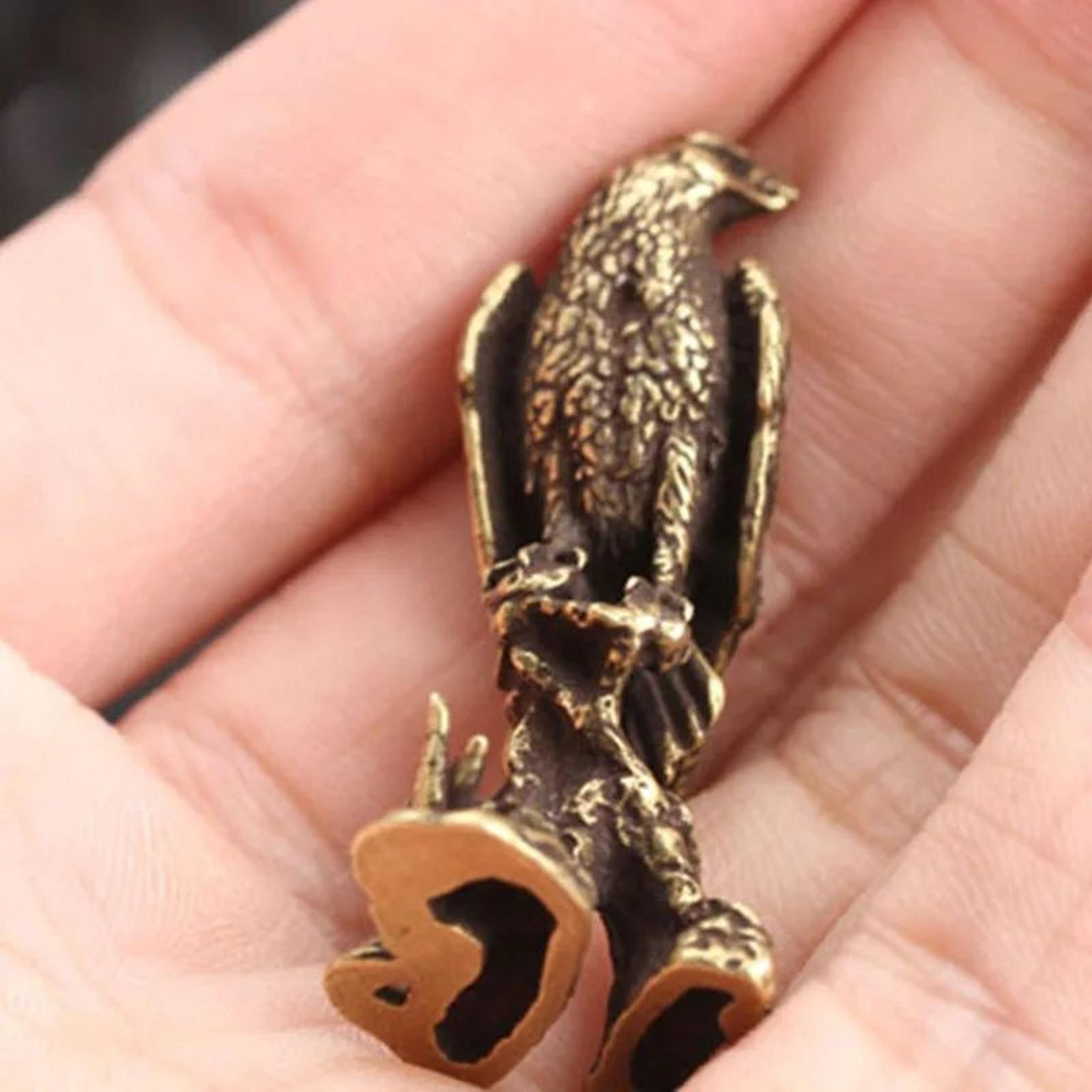 Handmade Vintage Copper Eagle Bird Figurine  Mini Animal Sculpture For Home Office Desk Decor Colle 3