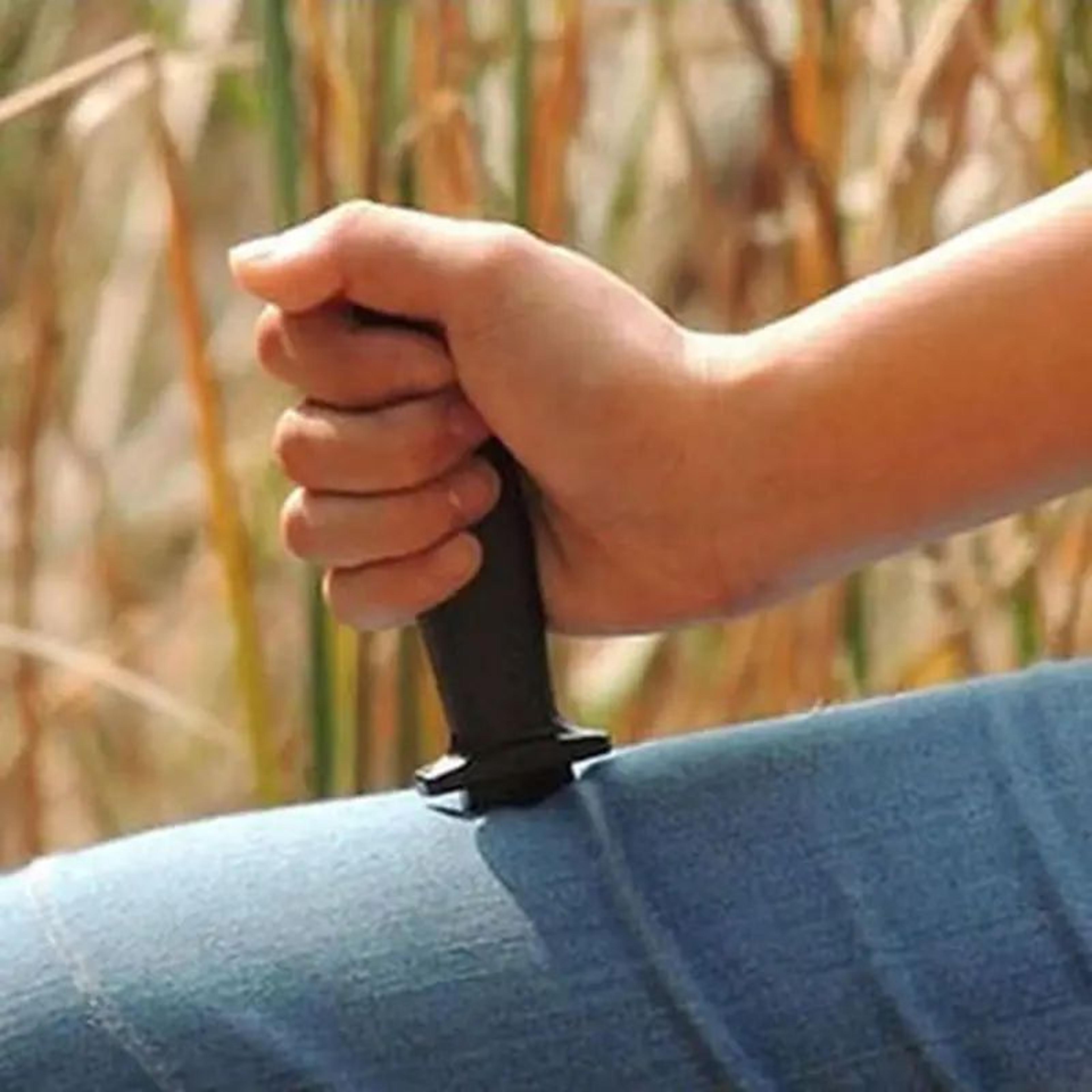 18 Cm Telescopic Fake Knife Toy  Retractable Stage Magic Prop Prank Toy  Halloween Party Favor 1