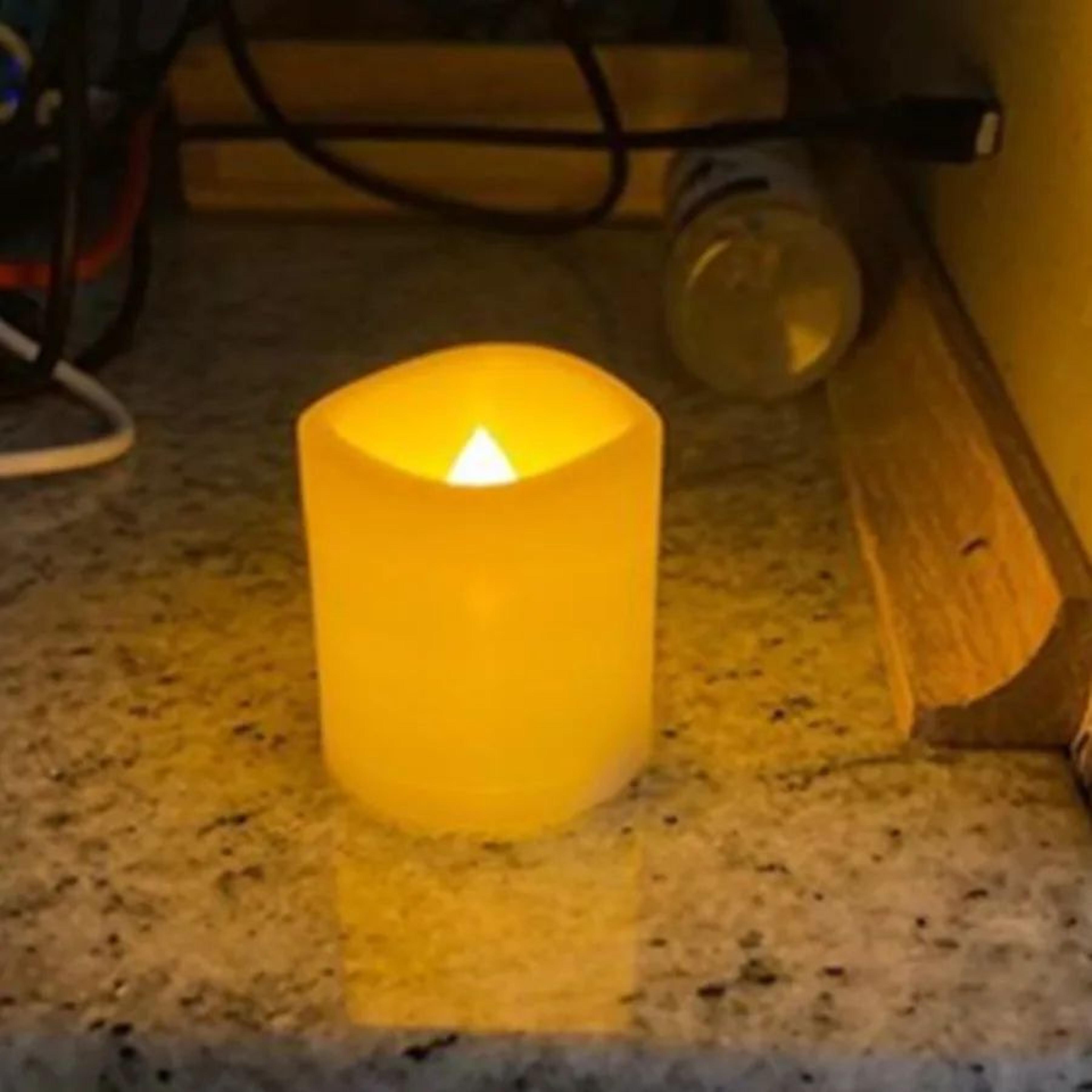 LED Flameless Flickering Tealight Candles  Battery Operated Warm White Lights For Christmas Wedding 2