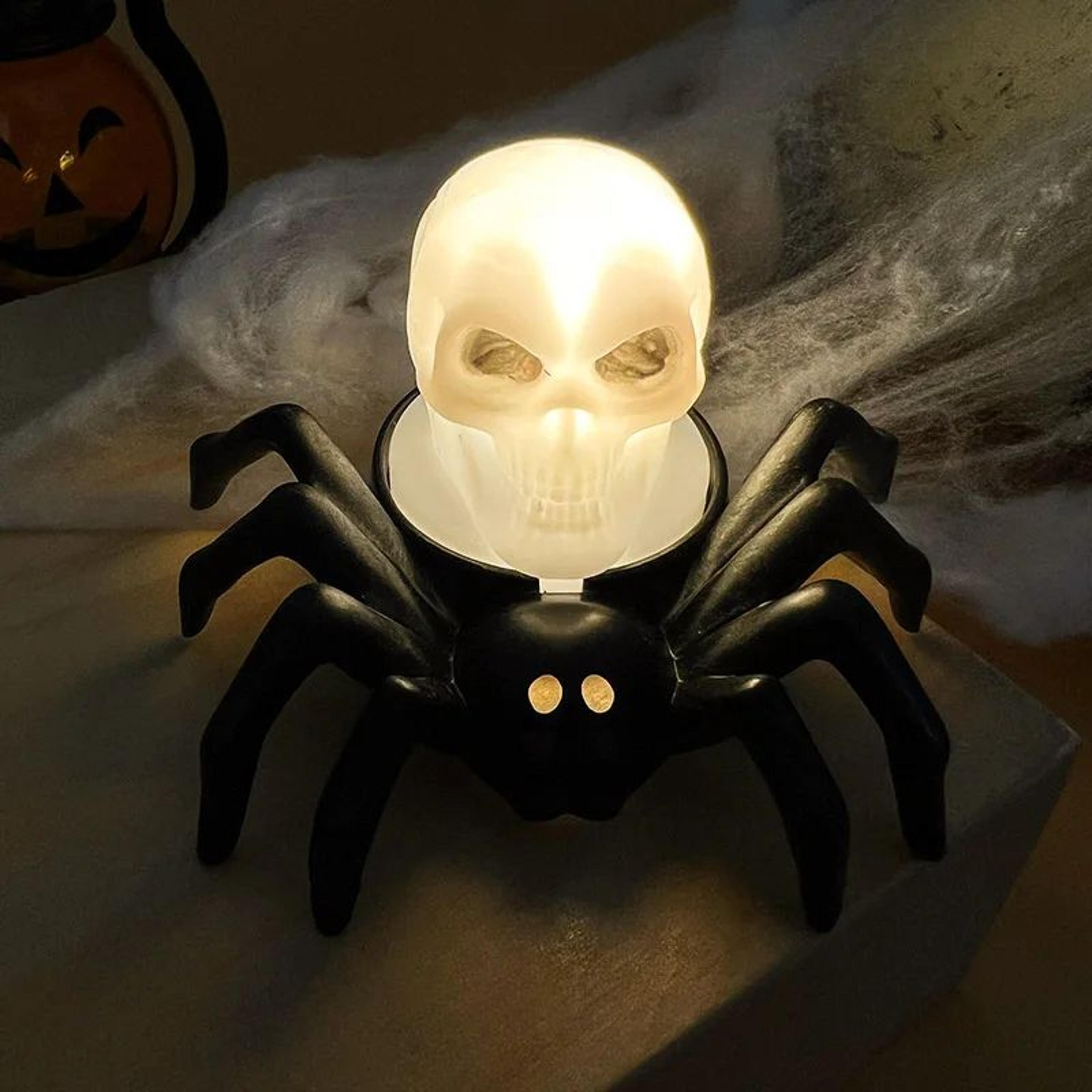 Halloween LED Spider Skull Candle Lamp  Plastic Horror Light For Haunted House  Party Decor 6