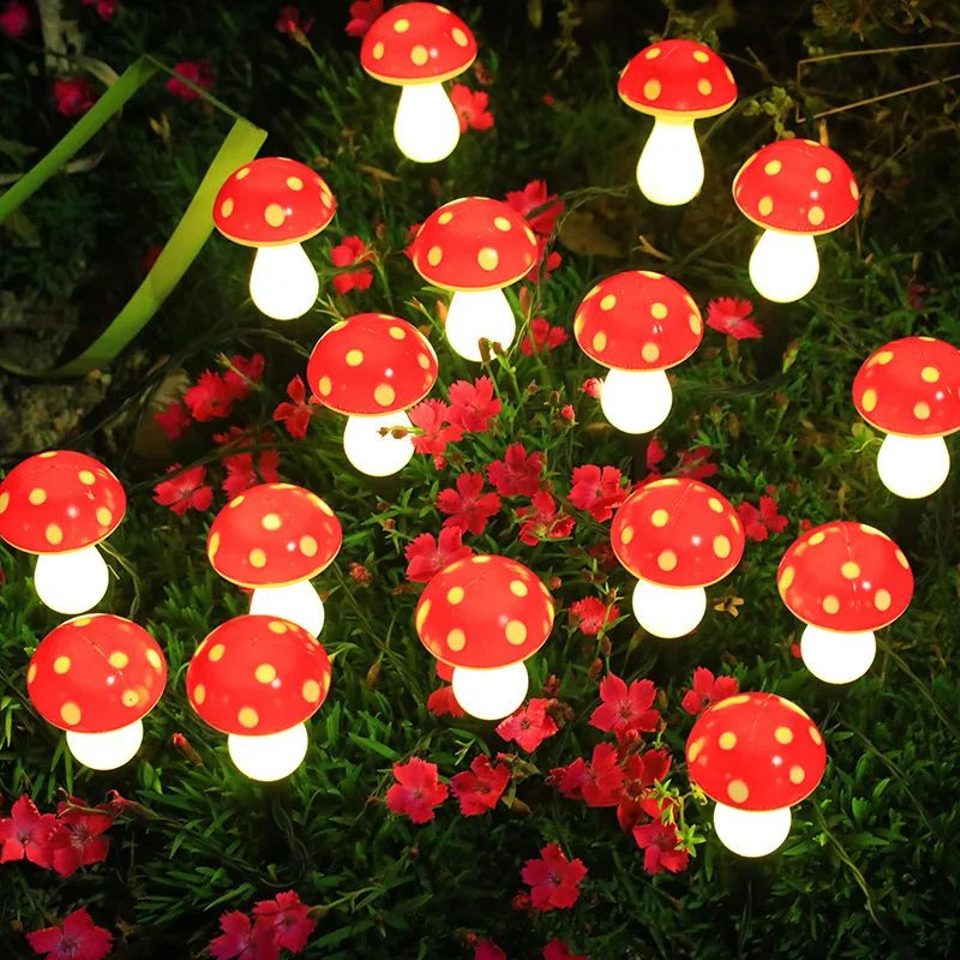 Solar LED Red Mushroom Garden Lights  Waterproof Outdoor Landscape Lawn Pathway Decoration 1