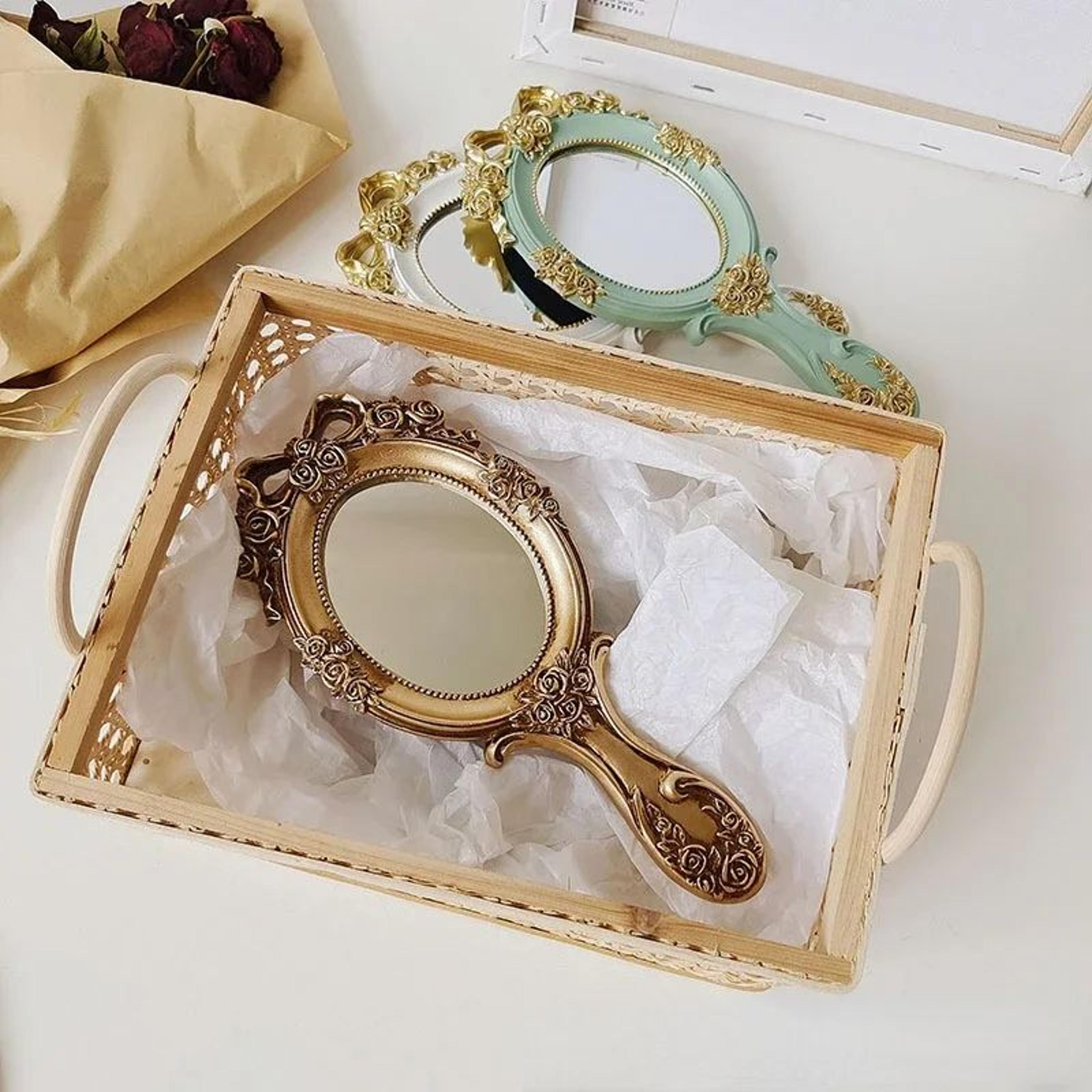 Cute Vintage Handheld Vanity Mirror Resin Makeup Mirror With Handle For Girls Women  Princess Gifts 3