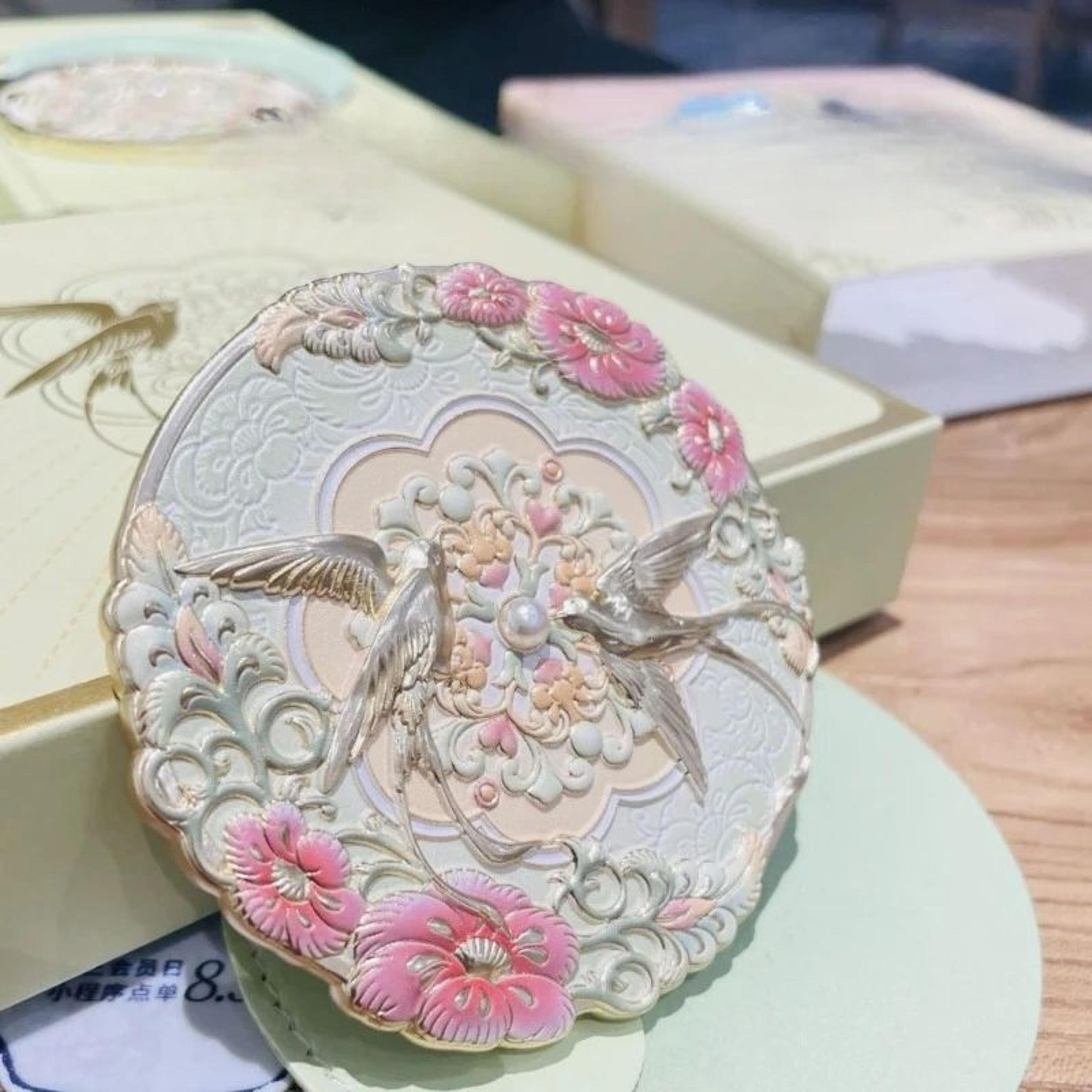 Vintage Chinese Style Peony Pocket Mirror  Portable Mini Makeup Mirror With Skylark Floral Design F 5