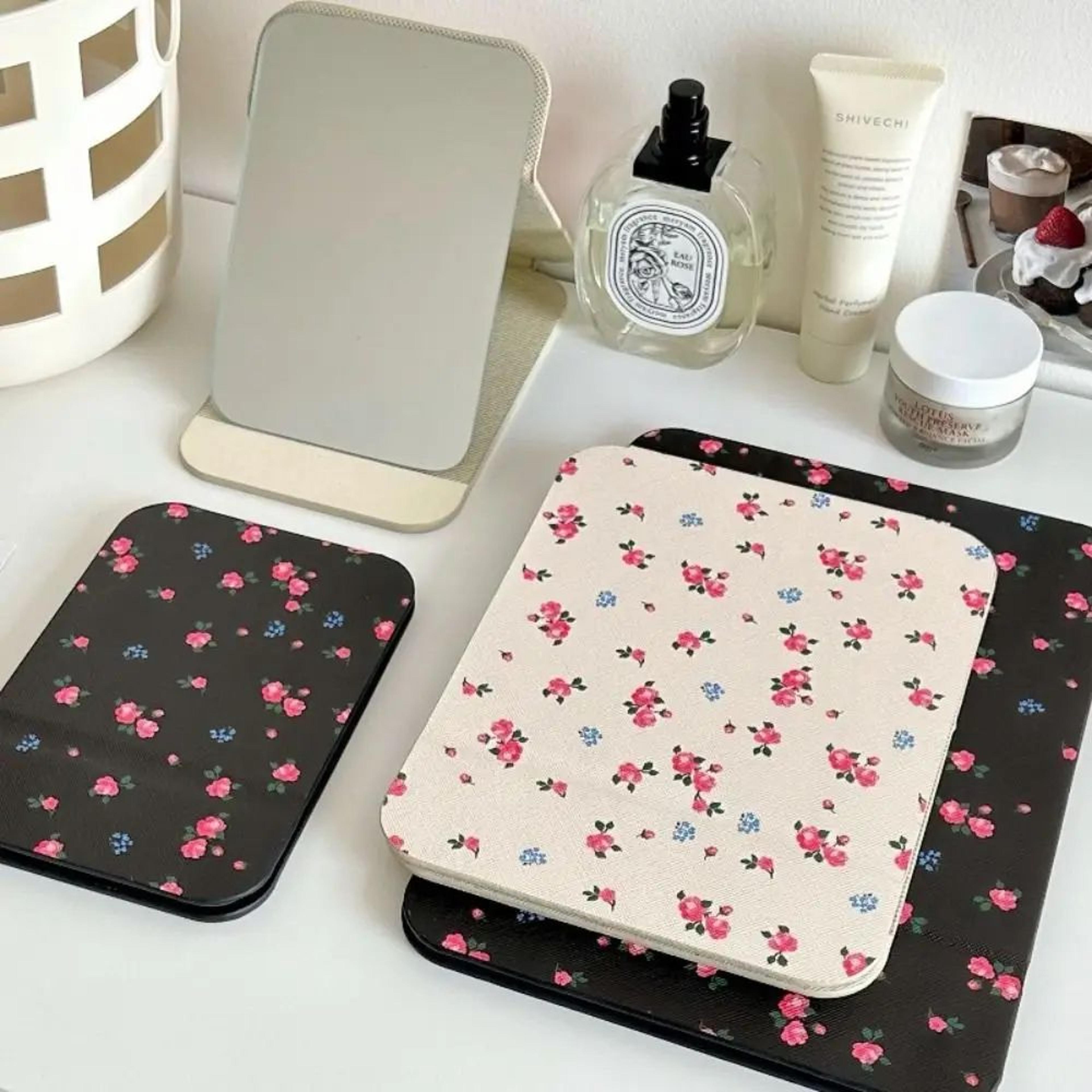 PU Leather Folding Makeup Mirror  Portable Desktop Vanity Stand Mirror For Travel Makeup Skincare   1