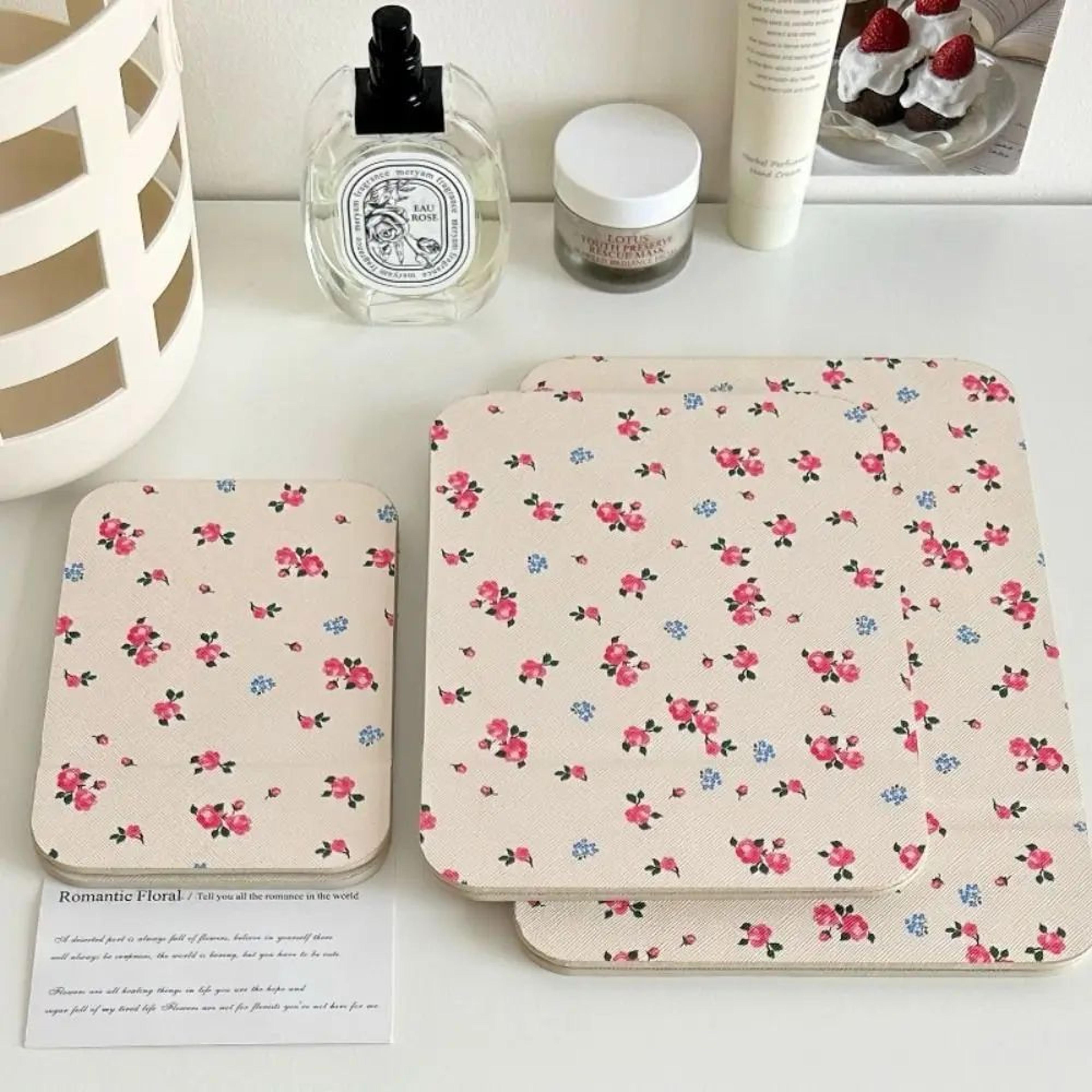 PU Leather Folding Makeup Mirror  Portable Desktop Vanity Stand Mirror For Travel Makeup Skincare   15