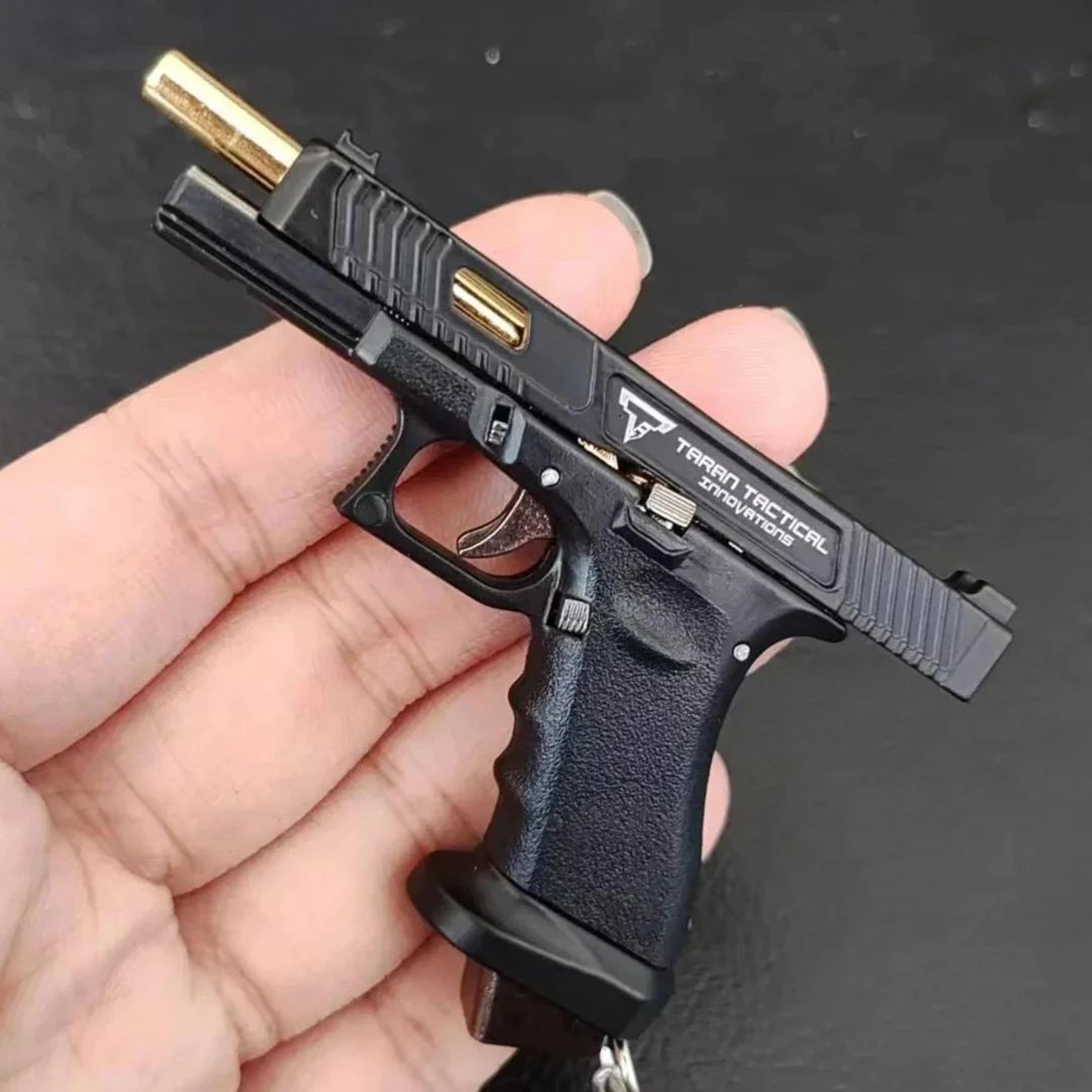 mini pistol model keychain – semi alloy g34 style decorative bag pendant collectible craft gift for adults