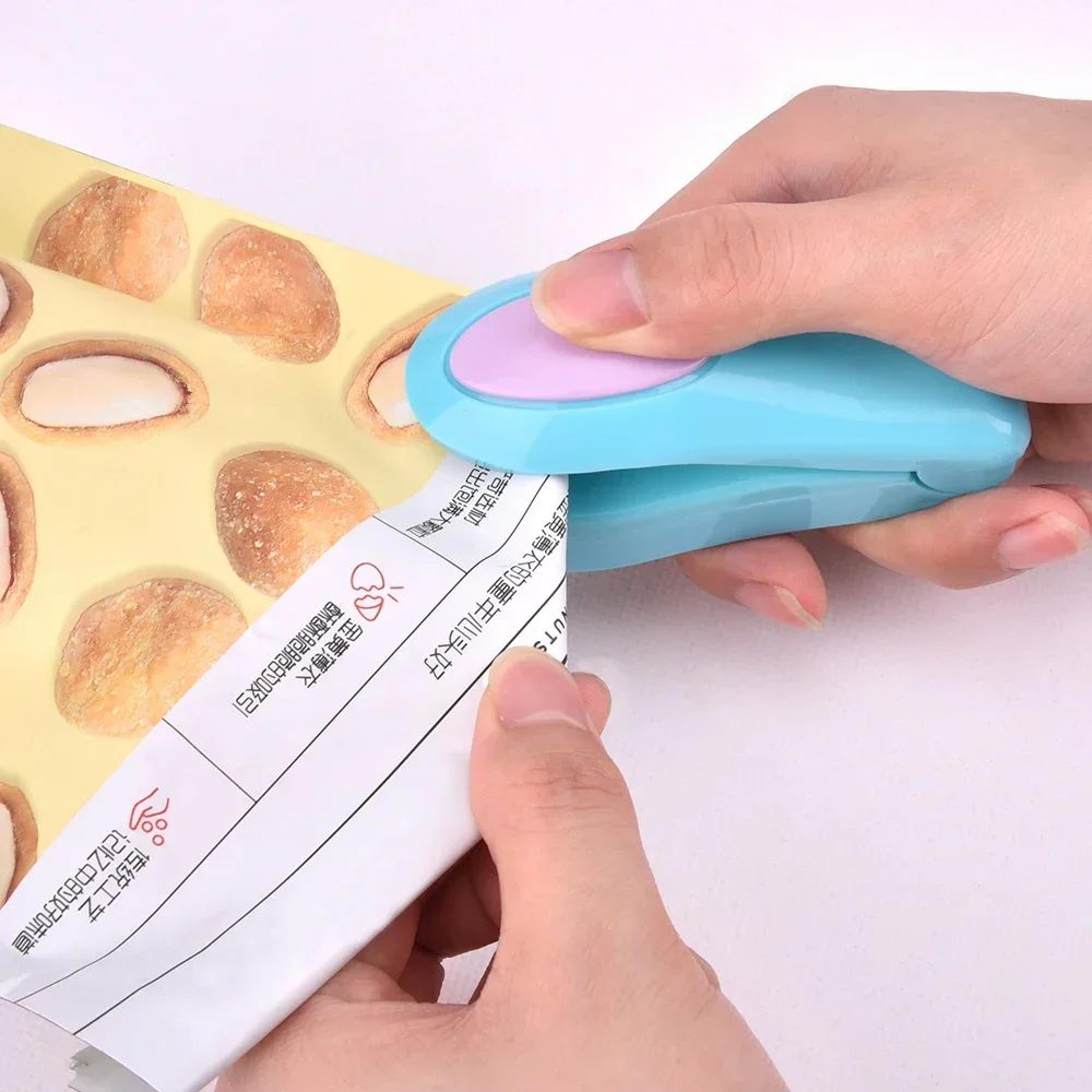 Mini Bag Heat Sealer  Portable Snack Packet Sealing Tool For Easy Kitchen Storage Opened Packets An 2