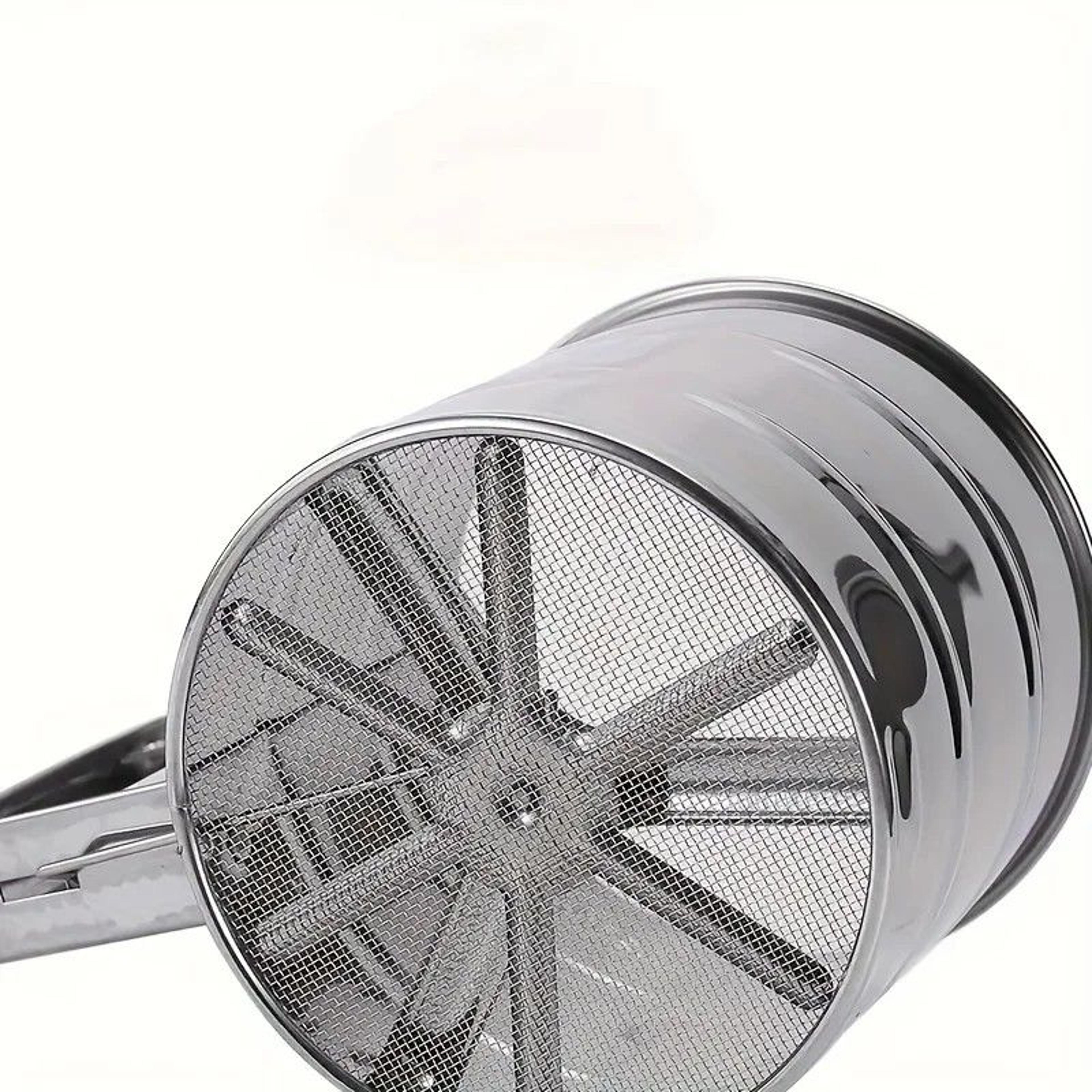 Stainless Steel Fine Mesh Flour Sifter With Handle 9