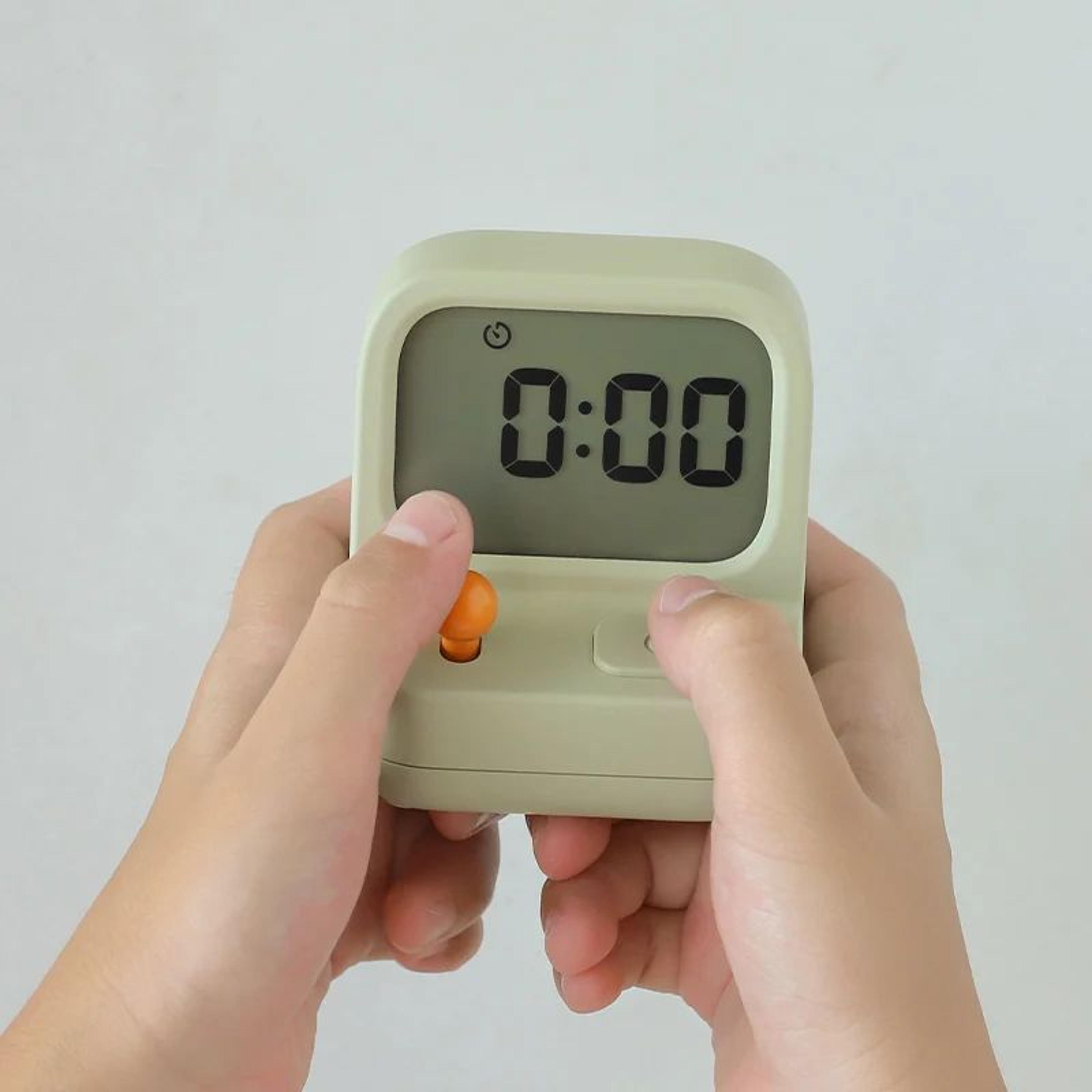 Smart Mini Desktop Alarm Clock  Creative Nostalgic Timer  Snooze Clock 5