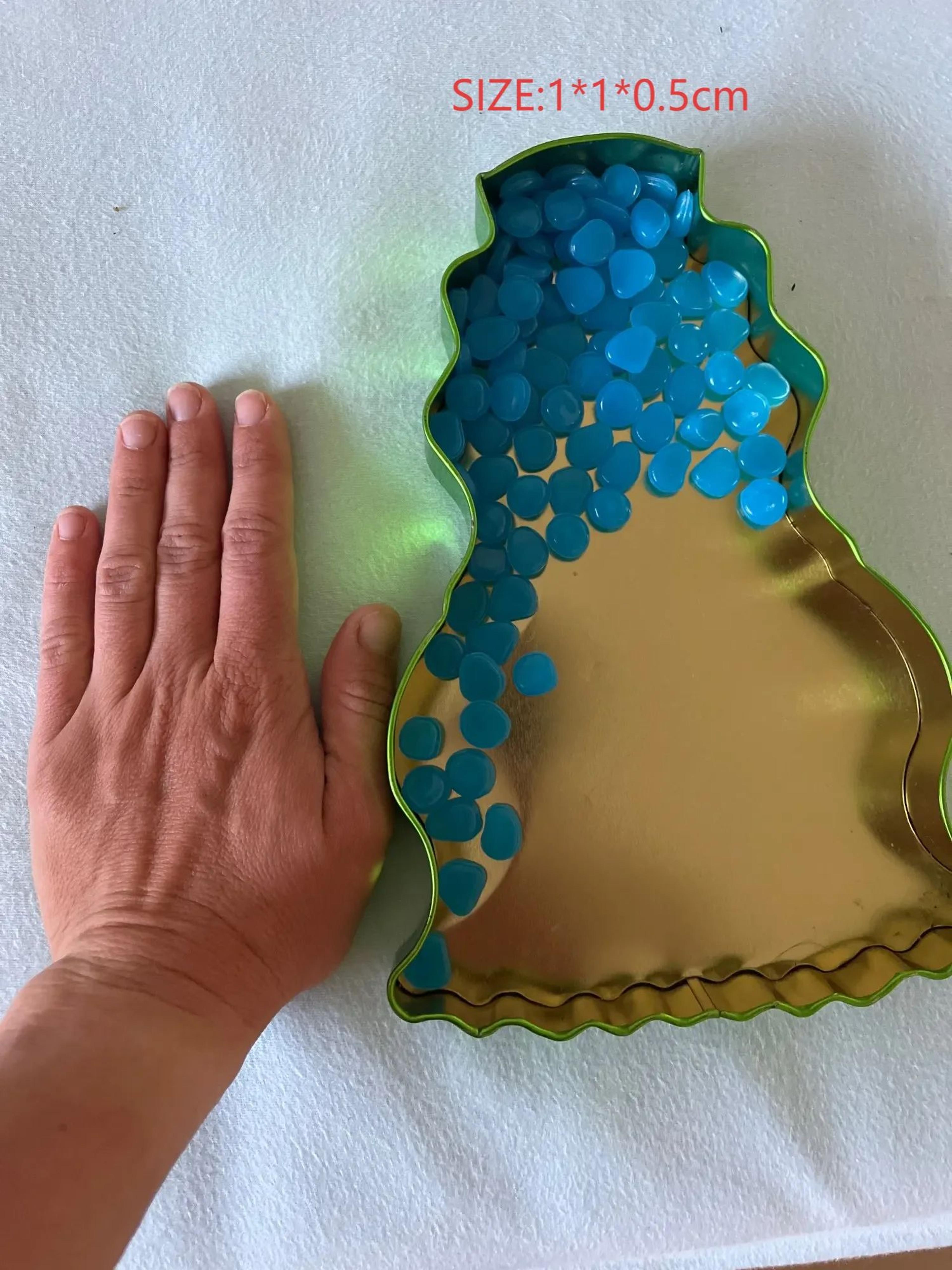 Glow In The Dark Garden Pebbles 8