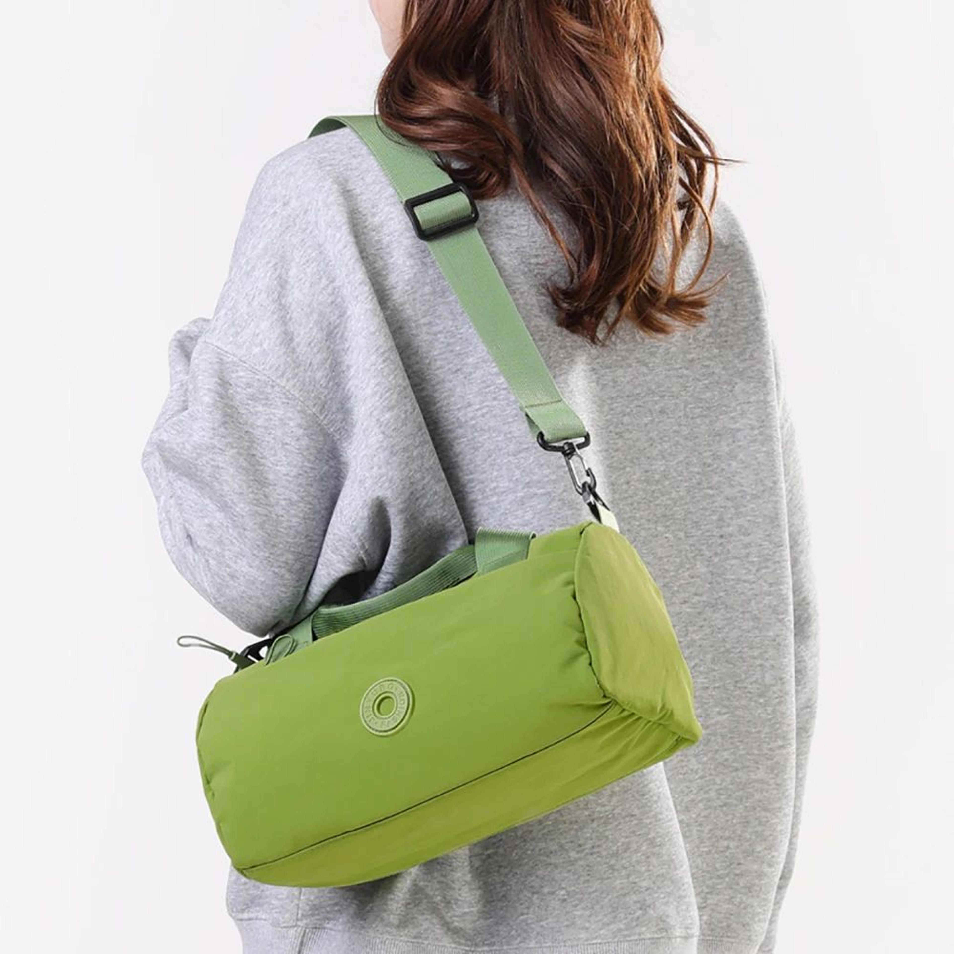 Lightweight Fitness Travel Shoulder Bag 8