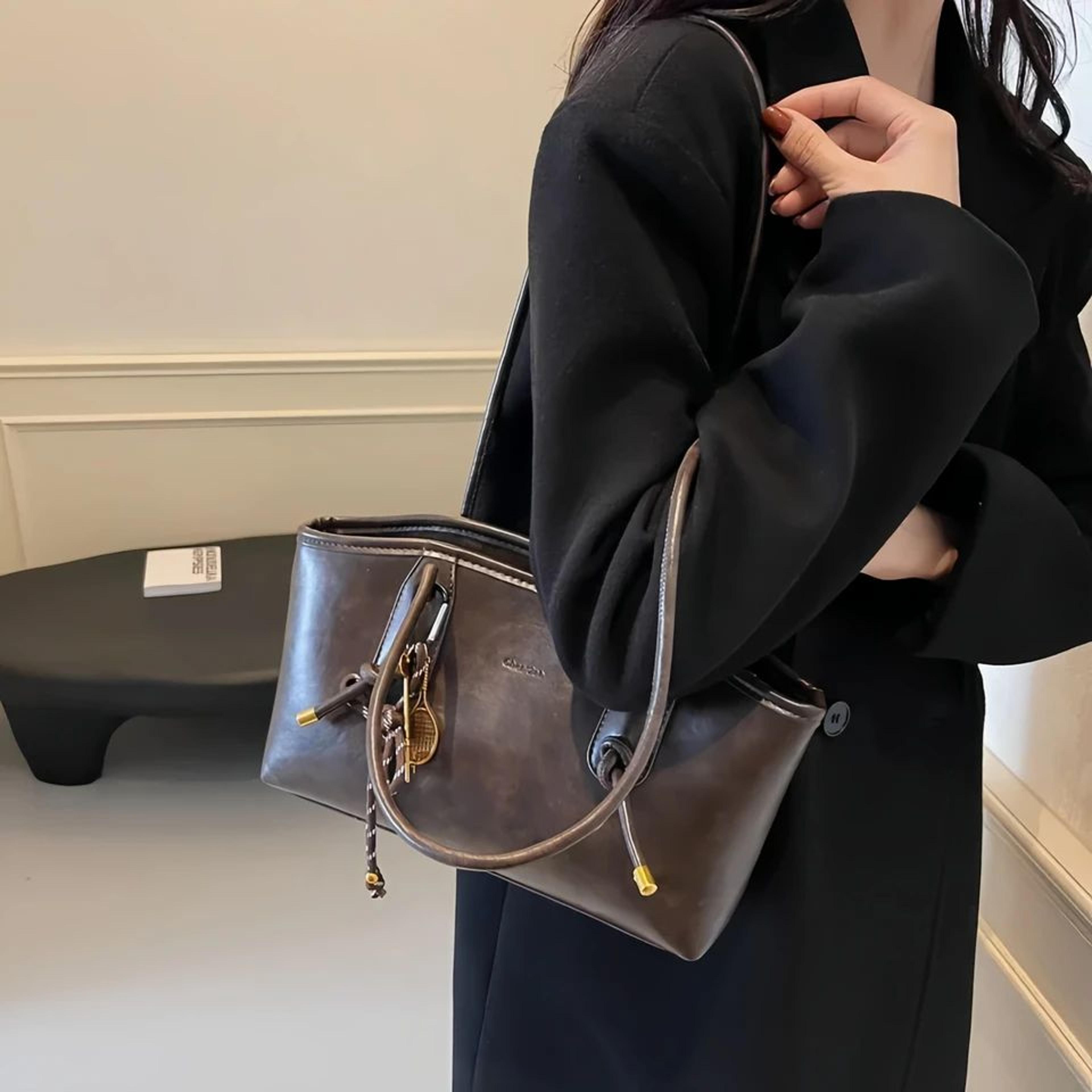 Luxury Vintage Womens Commuter Tote 3